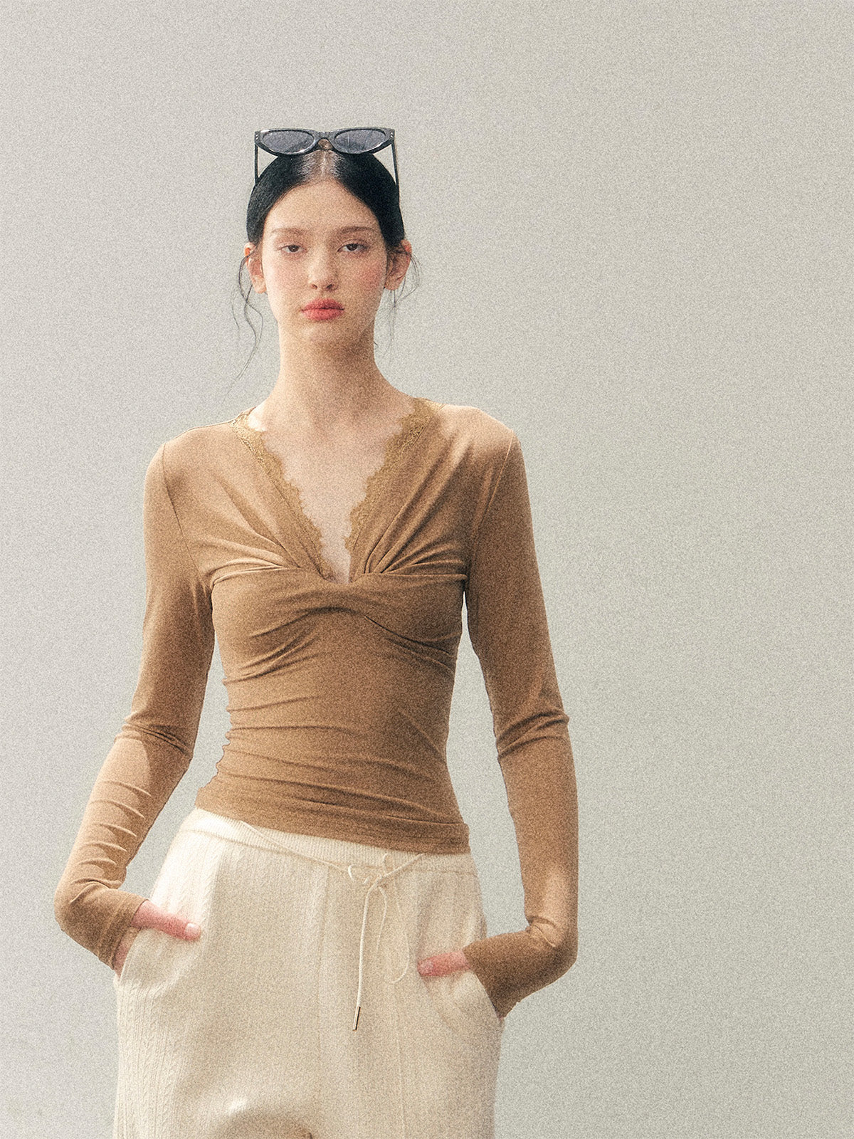 SHAOYEYAN Vintage White Moonlight Tee