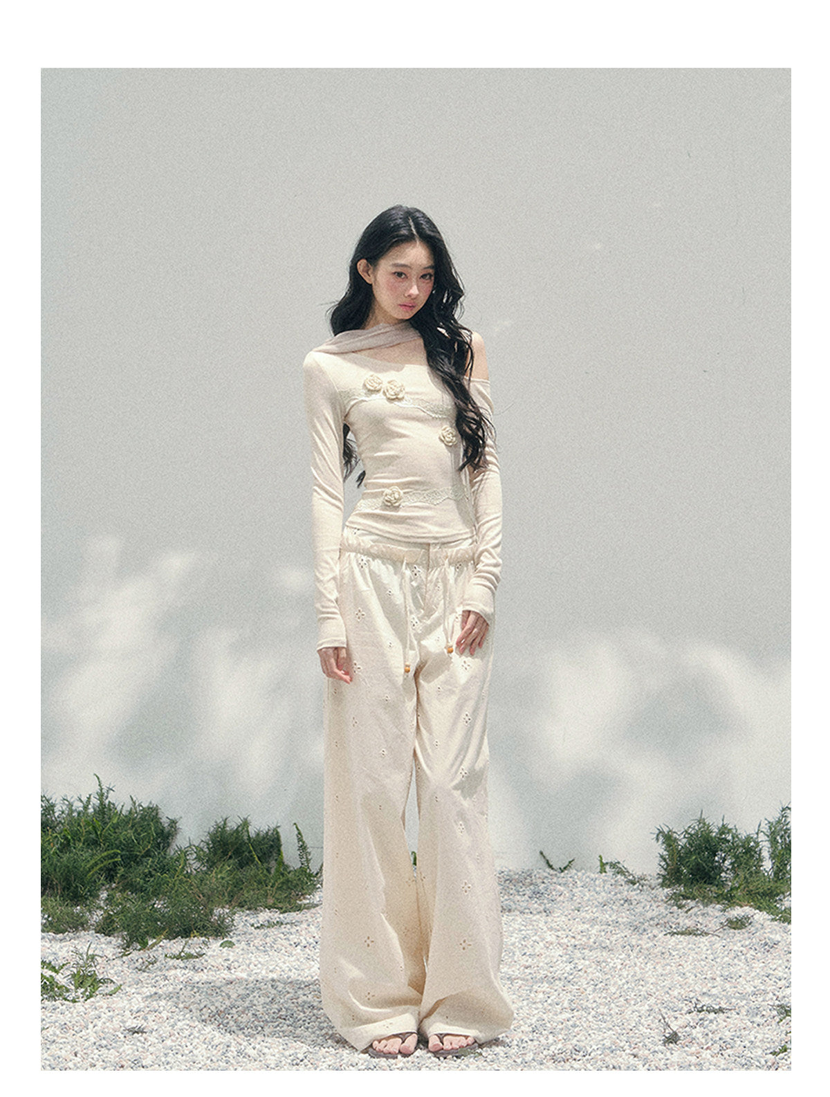 ShaoYeYan Aomalm Rose's Whisper 3D Floral Off-Shoulder Tee