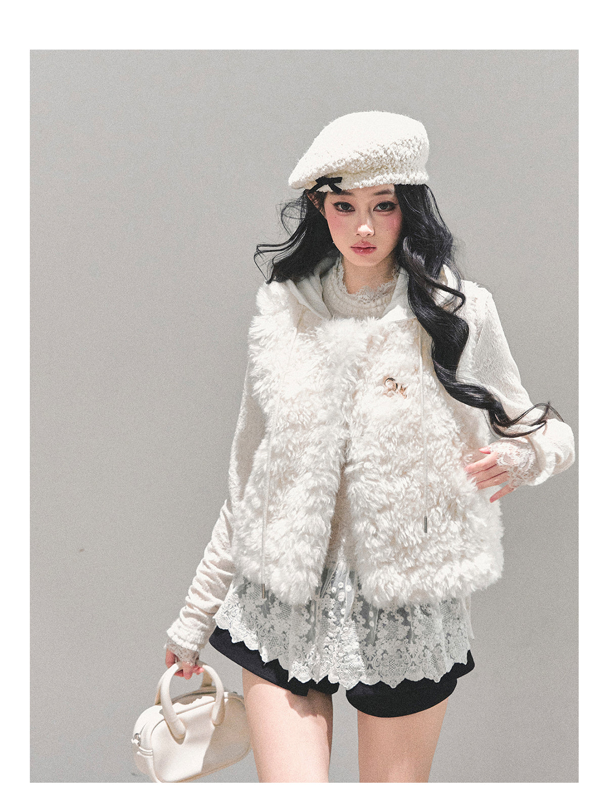 ShaoYeYan Light Snow Lamb Fur Vest