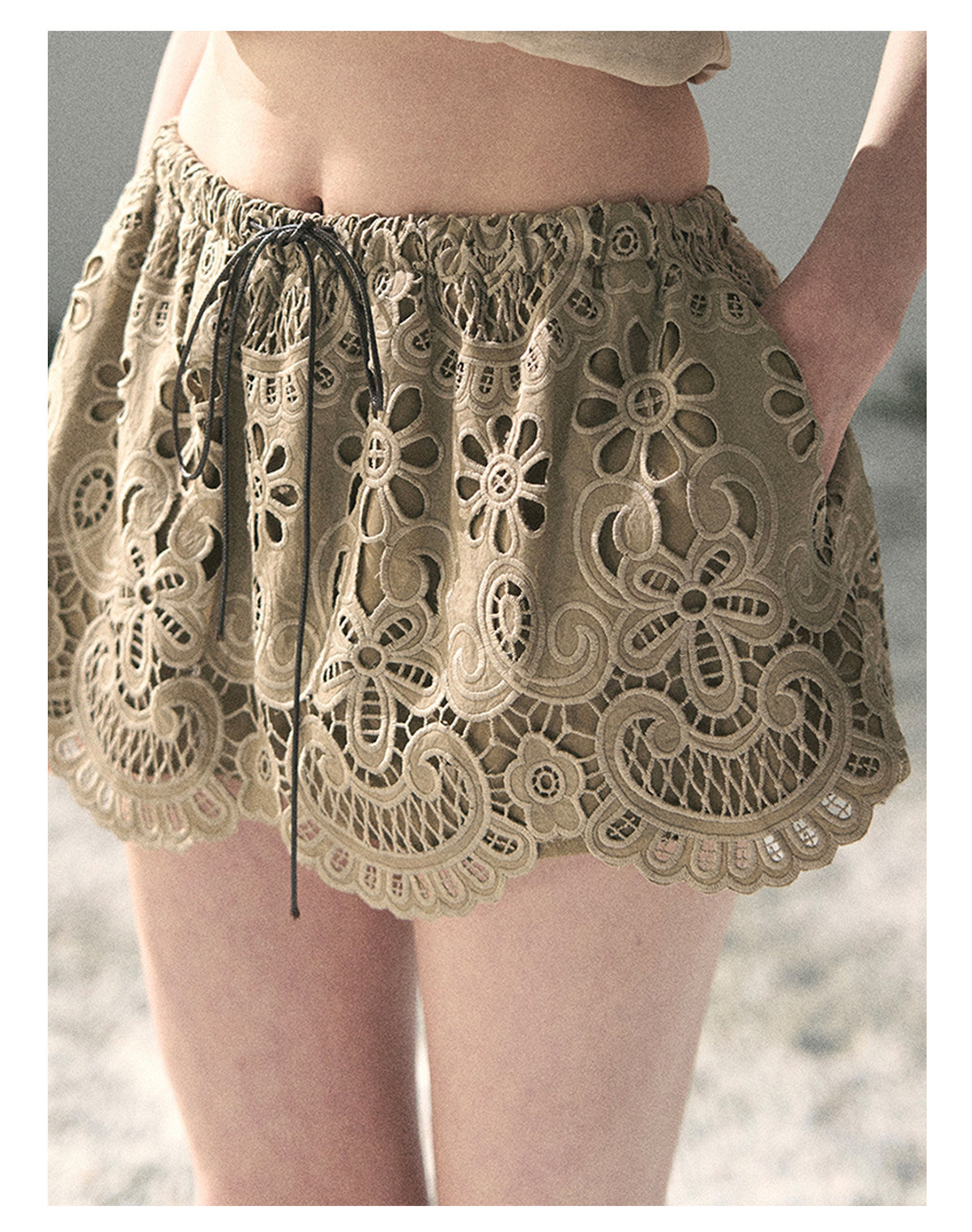 ShaoYeYan Aomalm Drunk in Your Embrace French Floral Hollow Skirt