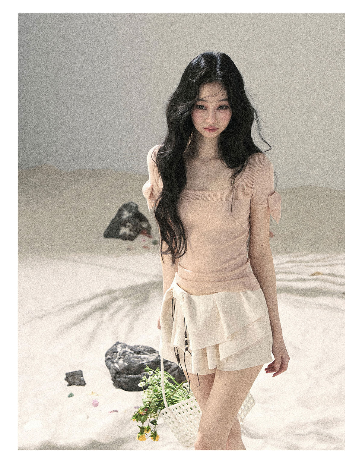 ShaoYeYan Aomalm Gentle Tide Shoulder-Fitted Hollow Crop Top