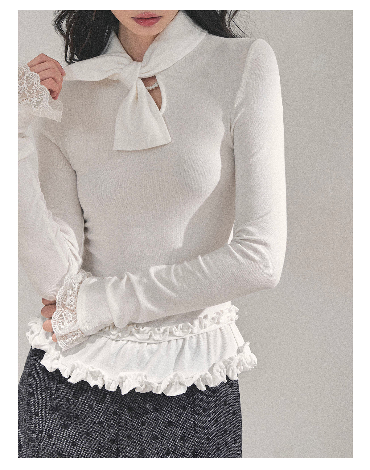 ShaoYeYan She Shatters Moonlight Ruffle Lace T-Shirt