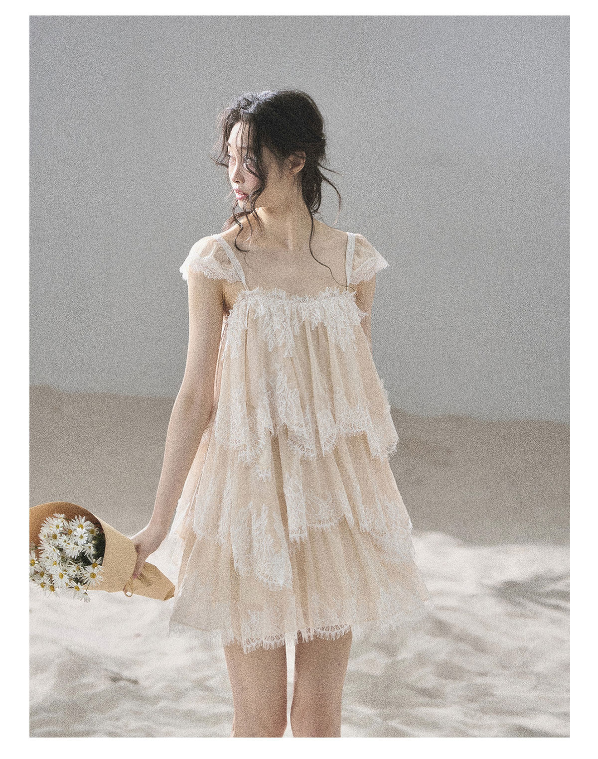 ShaoYeYan Aomalm Freedom of the Sea Breeze Asymmetric French Lace Mesh Top