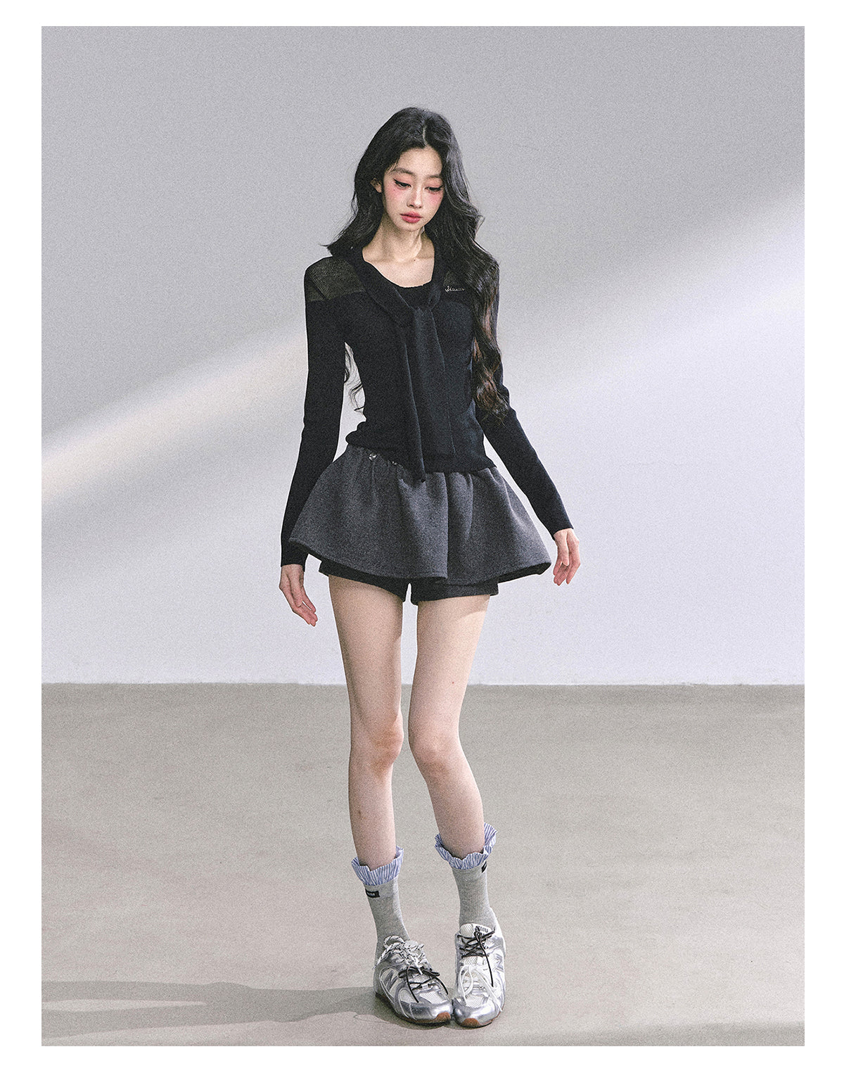 SHAOYEYAN Black Knitted Long Sleeve T-Shirt