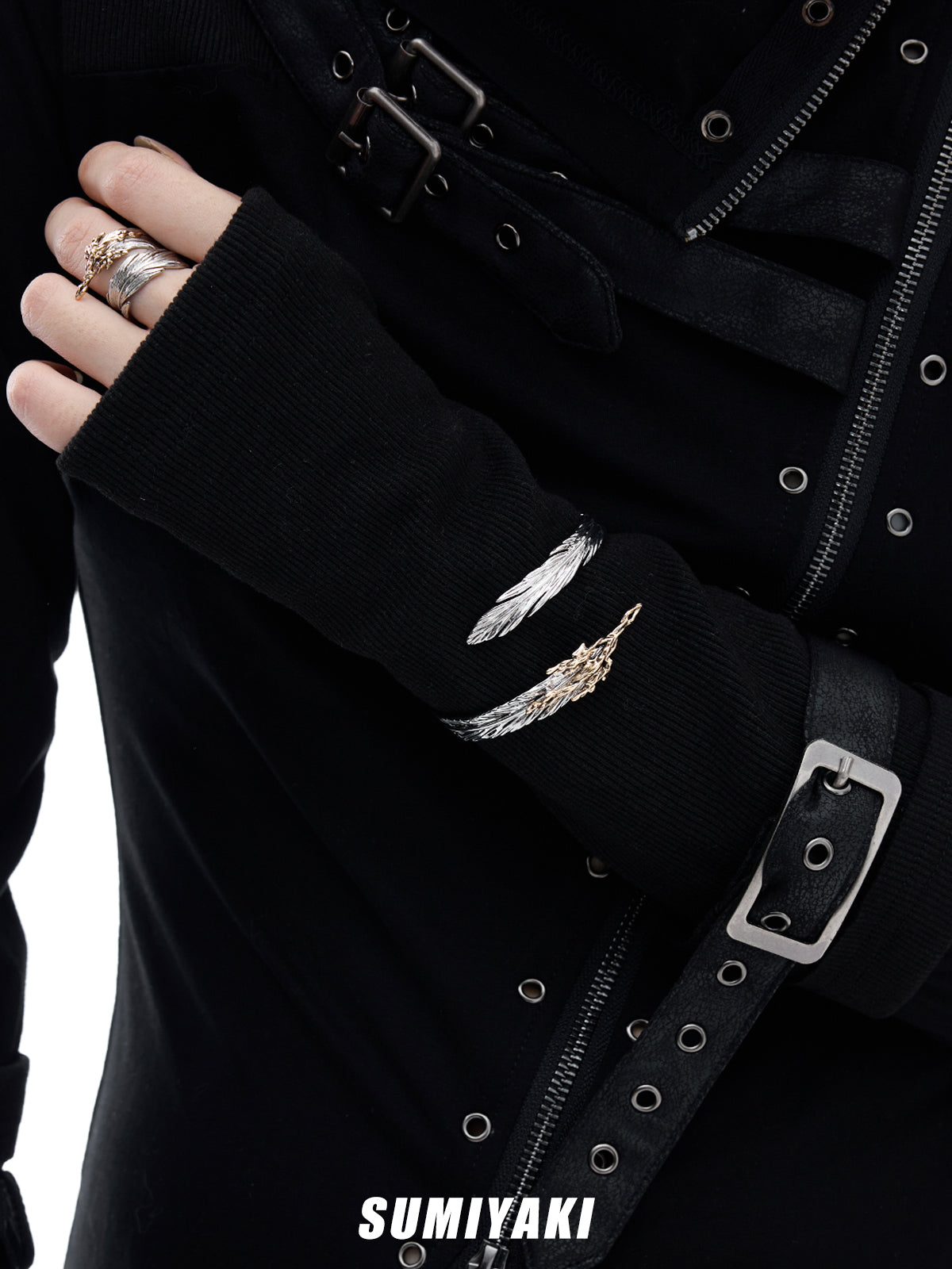 SUMIYAKI Feather Series Cuff Bracelet