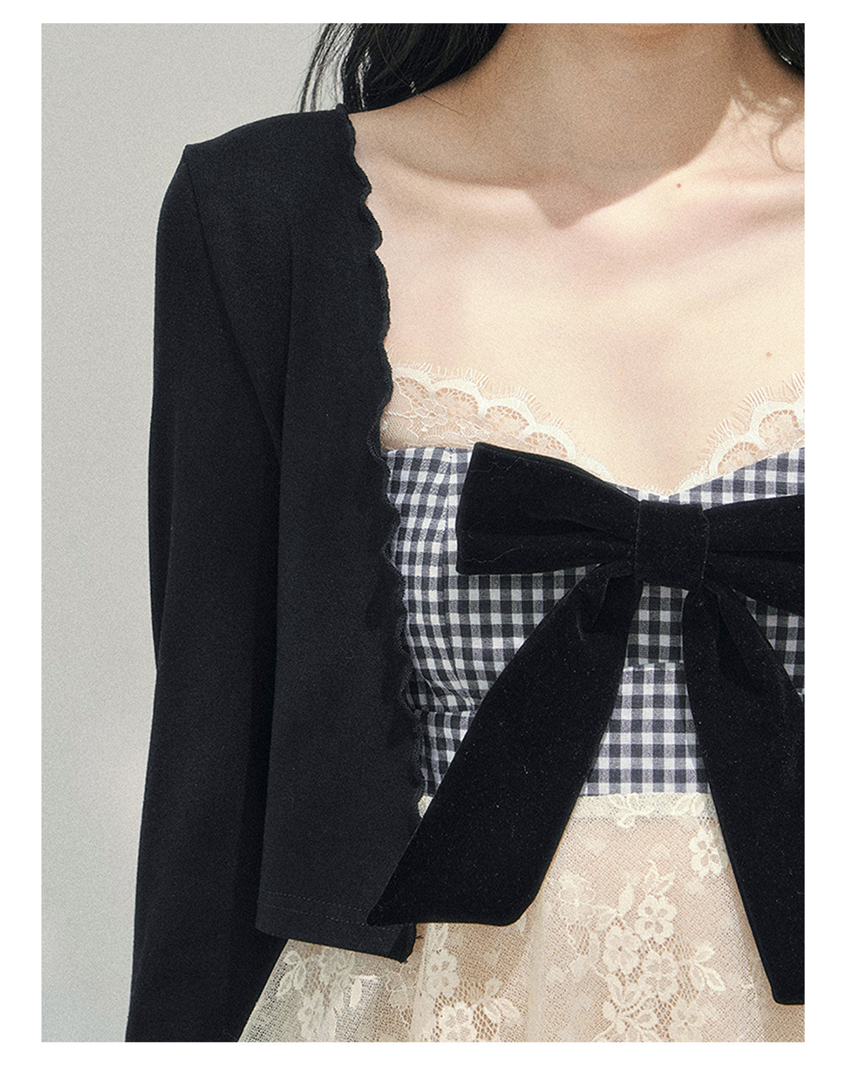 ShaoYeYan Aomalm She Passes Through Blossoms Bow Lace Plaid Tee