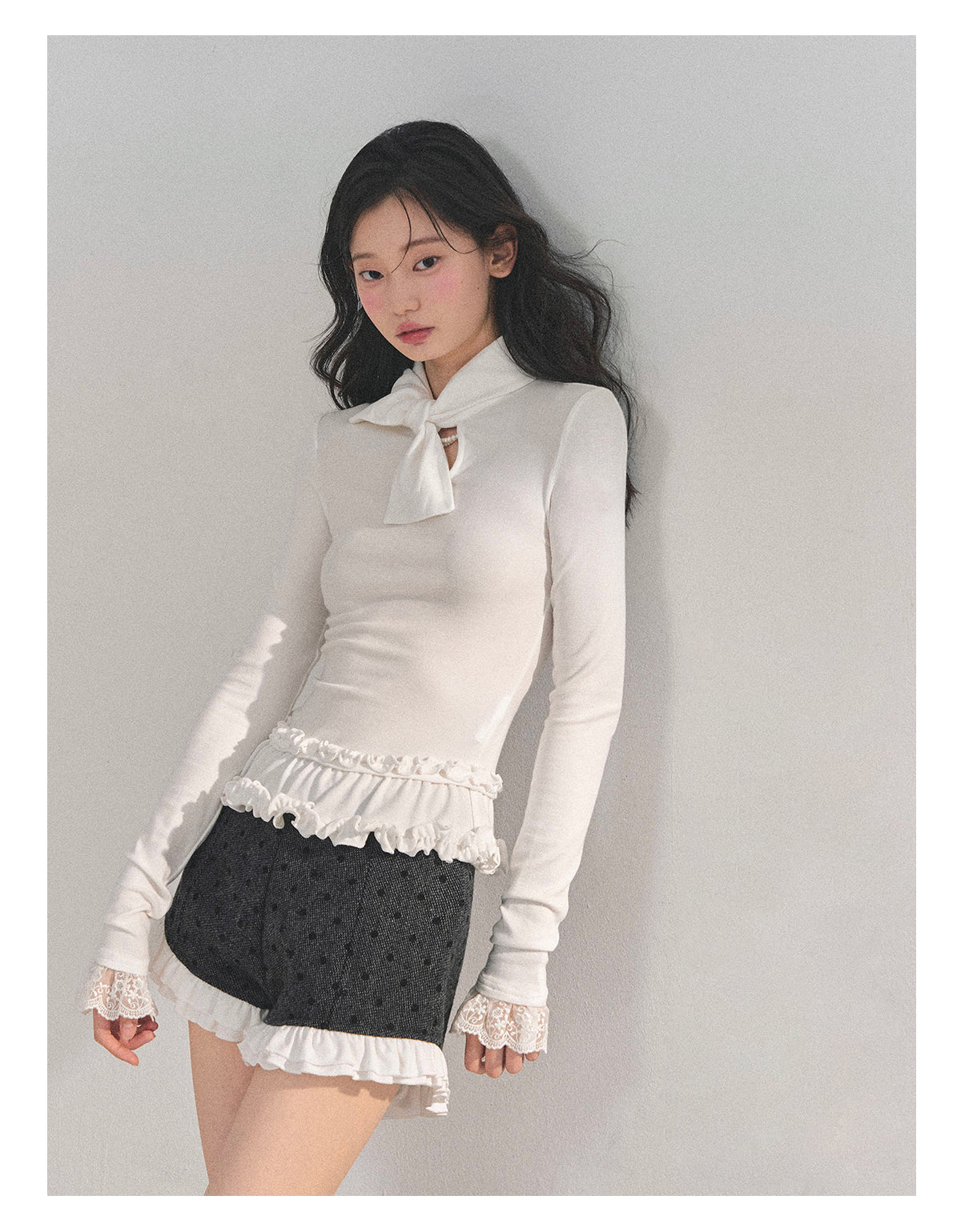 ShaoYeYan She Shatters Moonlight Ruffle Lace T-Shirt