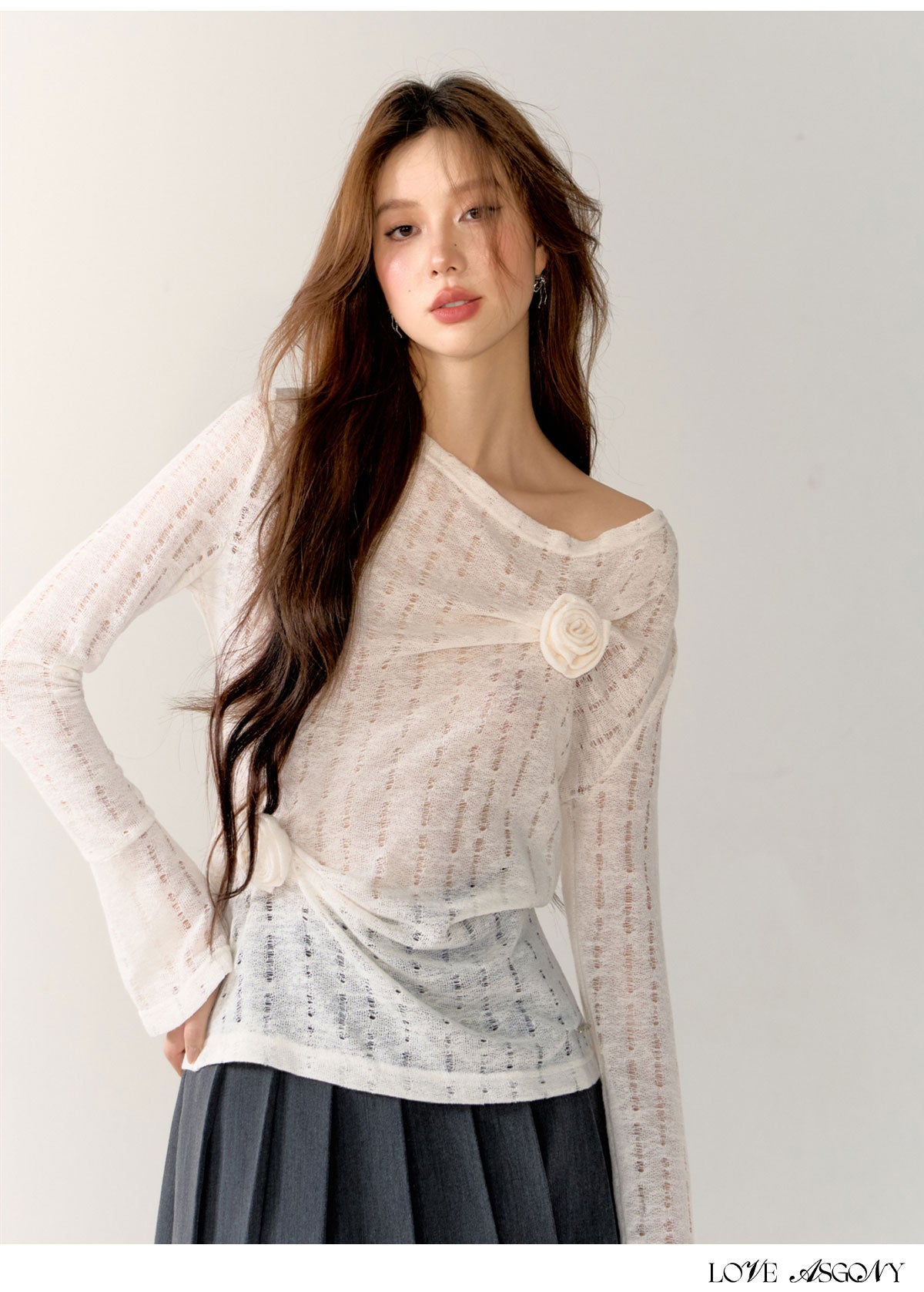 AsGony Hollow-Knit 3D Floral Sweater