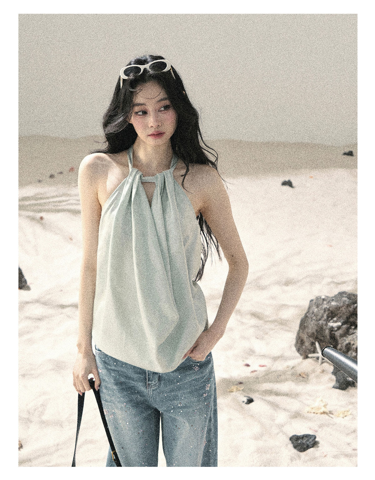 ShaoYeYan Aomalm Flowing Silk French Satin Halter Top