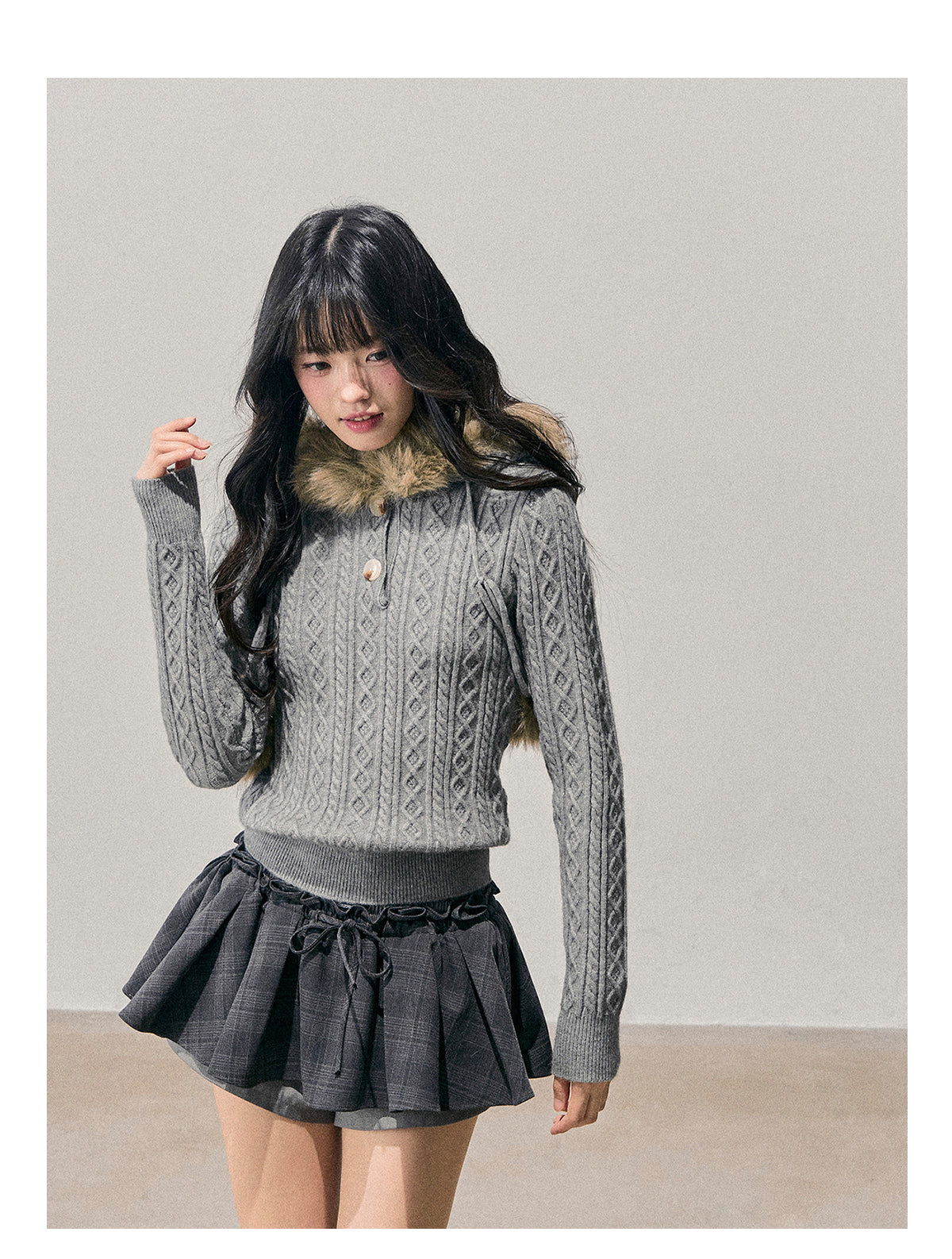 ShaoYeYan Aomalm Lingering Snow Traces Hooded Cable Knit Sweater