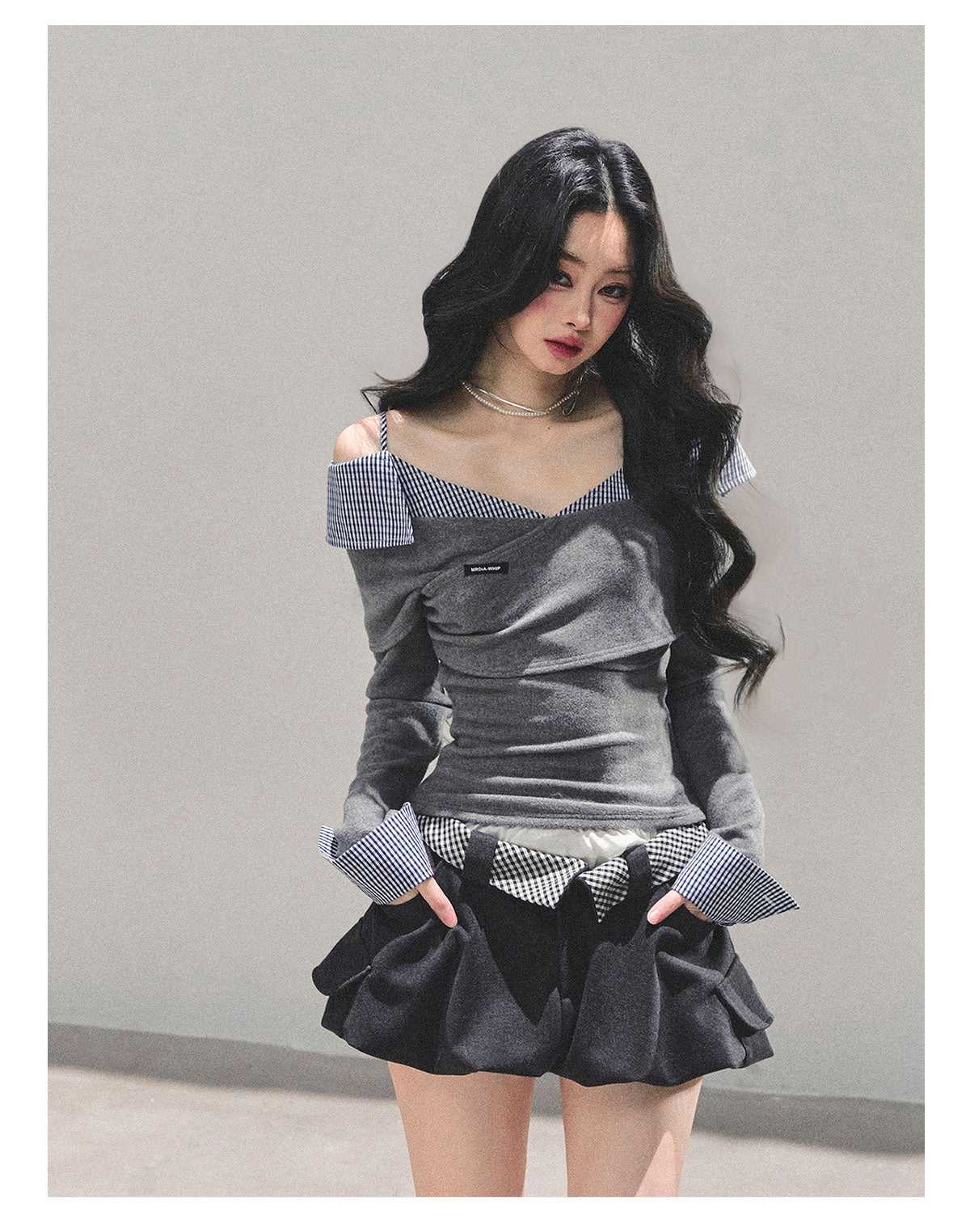 ShaoYeYan Dream Interweave Off-Shoulder Plaid T-Shirt