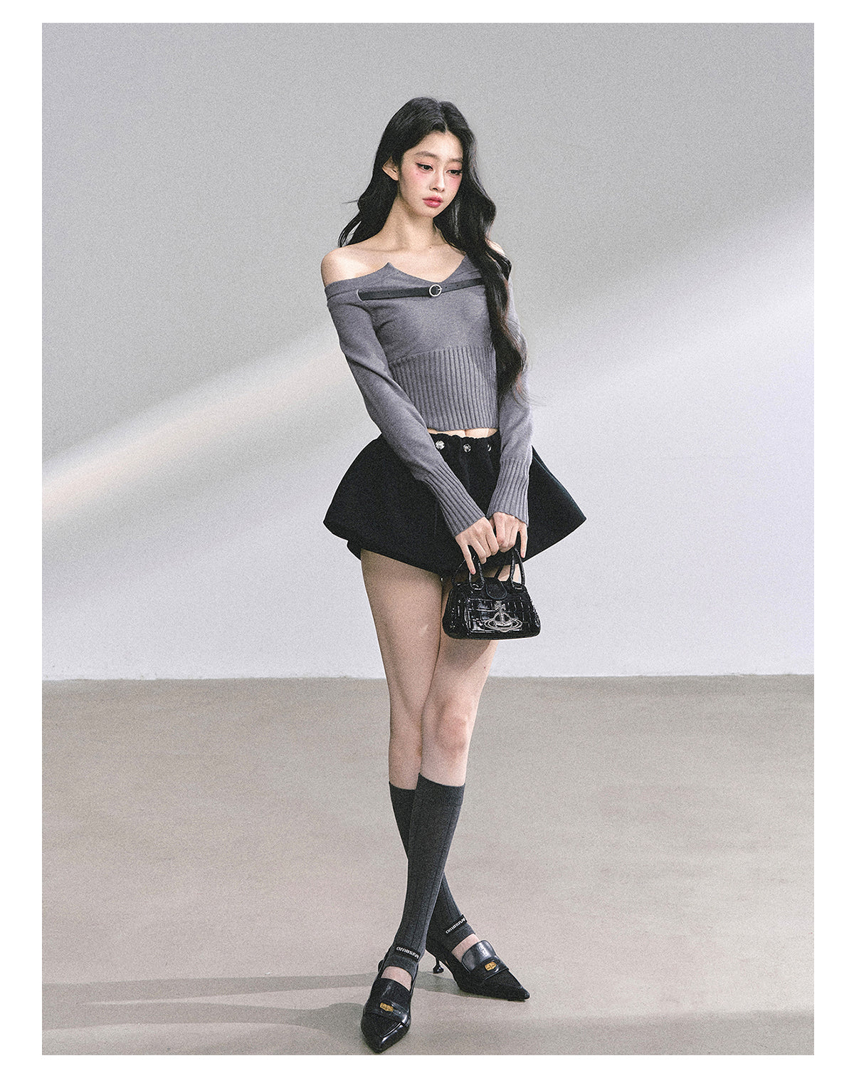 SHAOYEYAN Off-Shoulder Long Sleeve Knit Tee