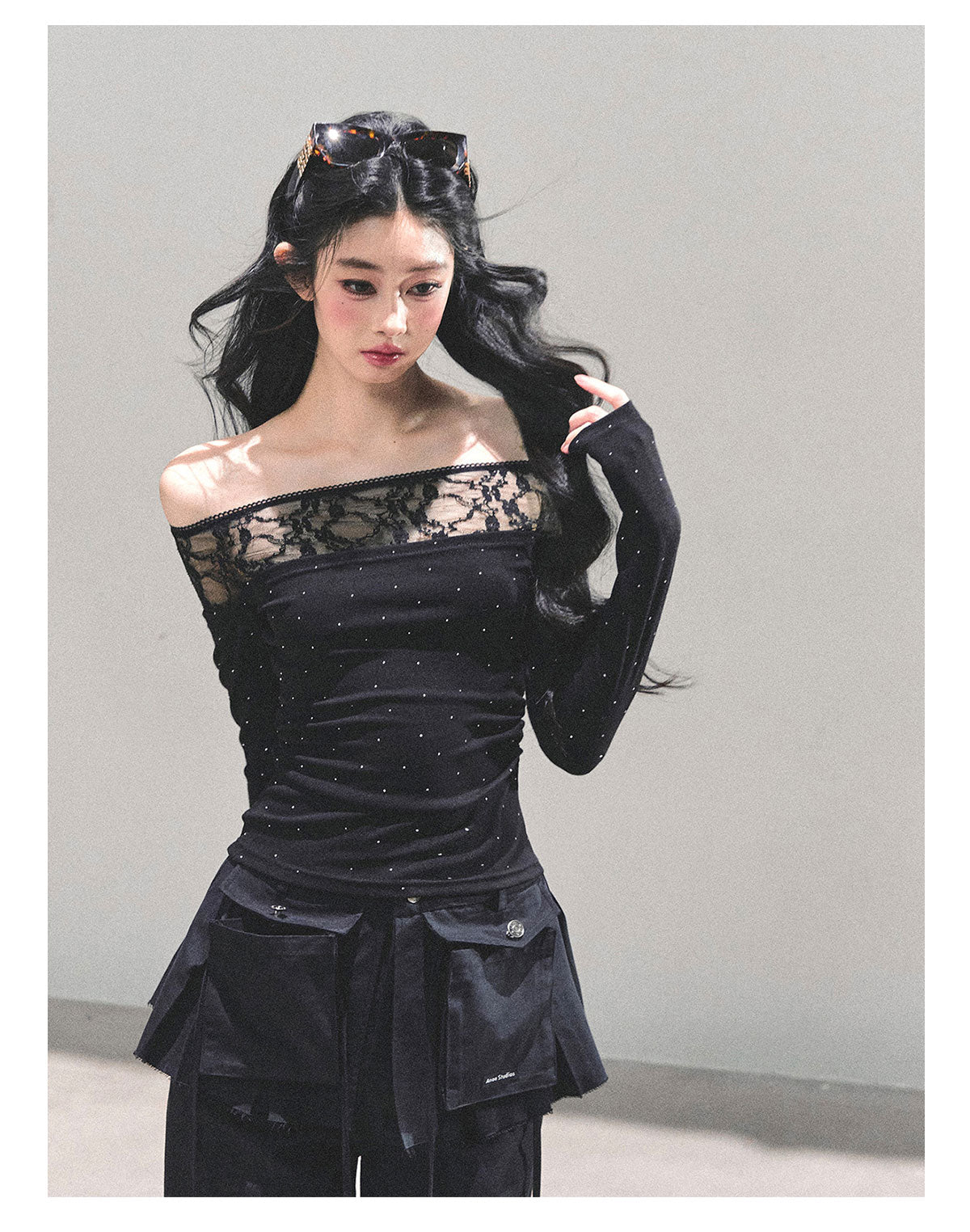 ShaoYeYan Blank Warmth Off-Shoulder Long Sleeve T-Shirt