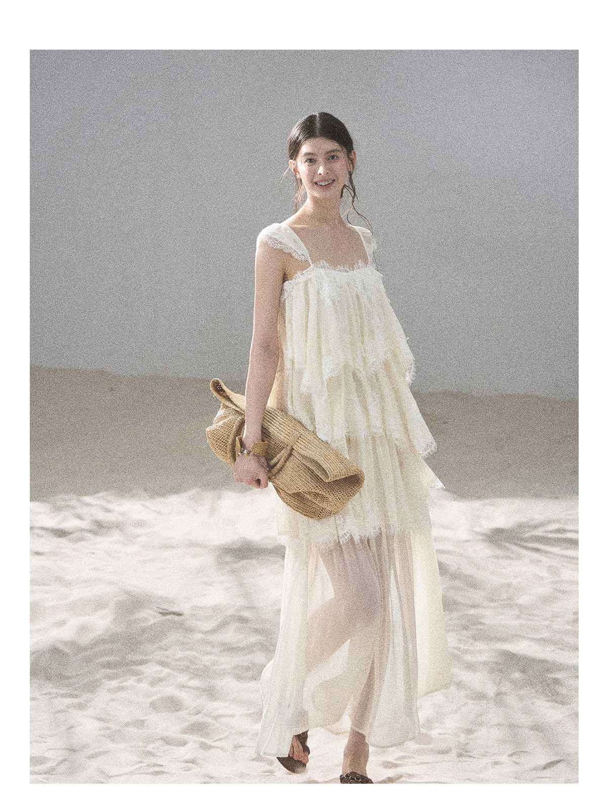 ShaoYeYan Aomalm Freedom of the Sea Breeze Asymmetric French Lace Mesh Top