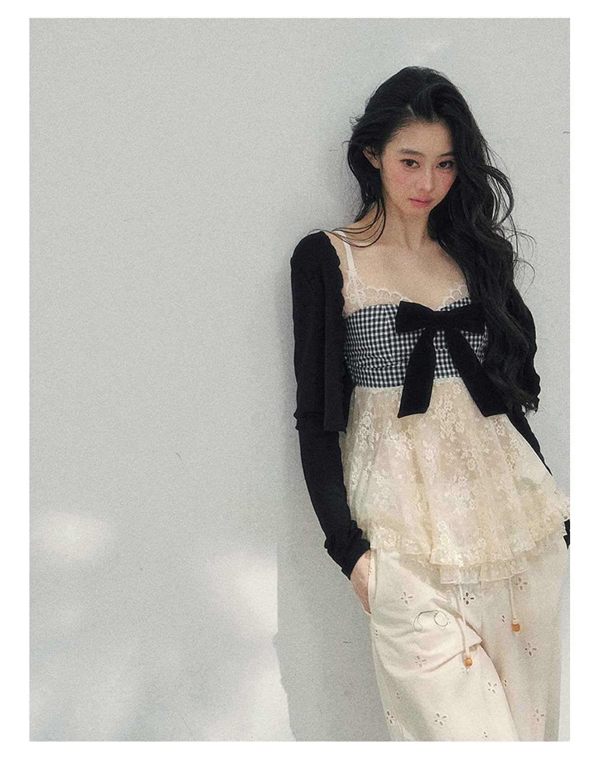 ShaoYeYan Aomalm She Passes Through Blossoms Bow Lace Plaid Tee