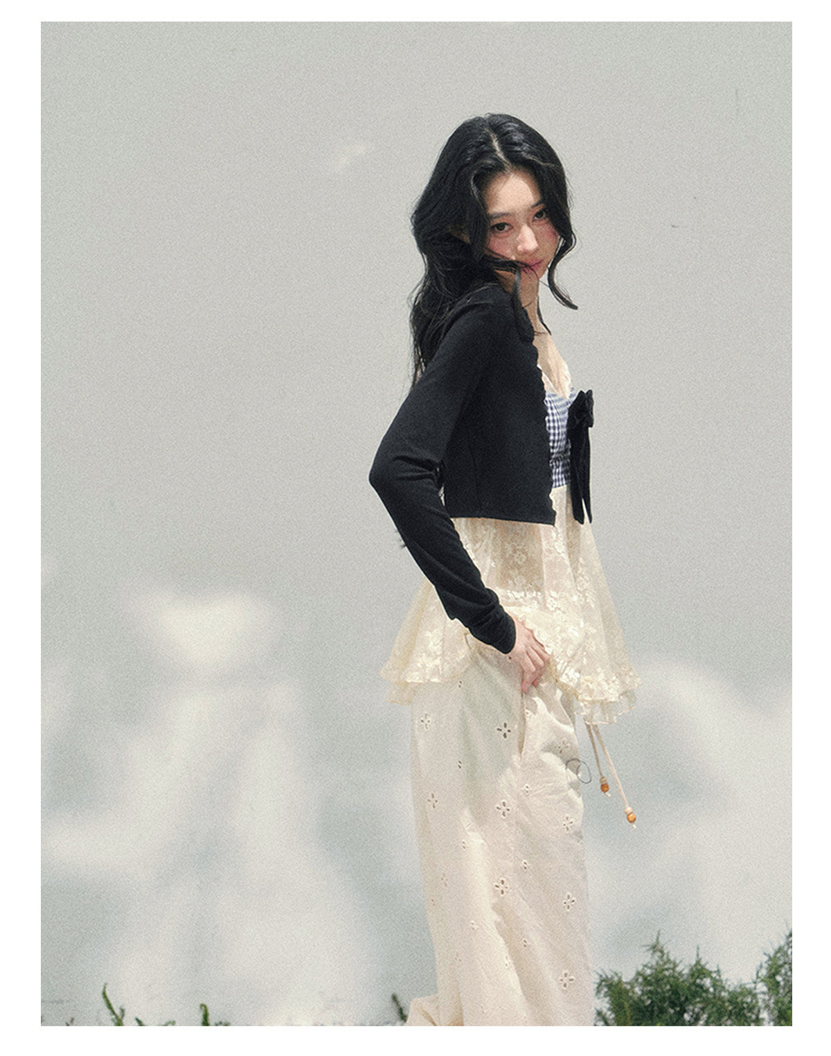 ShaoYeYan Aomalm She Passes Through Blossoms Bow Lace Plaid Tee
