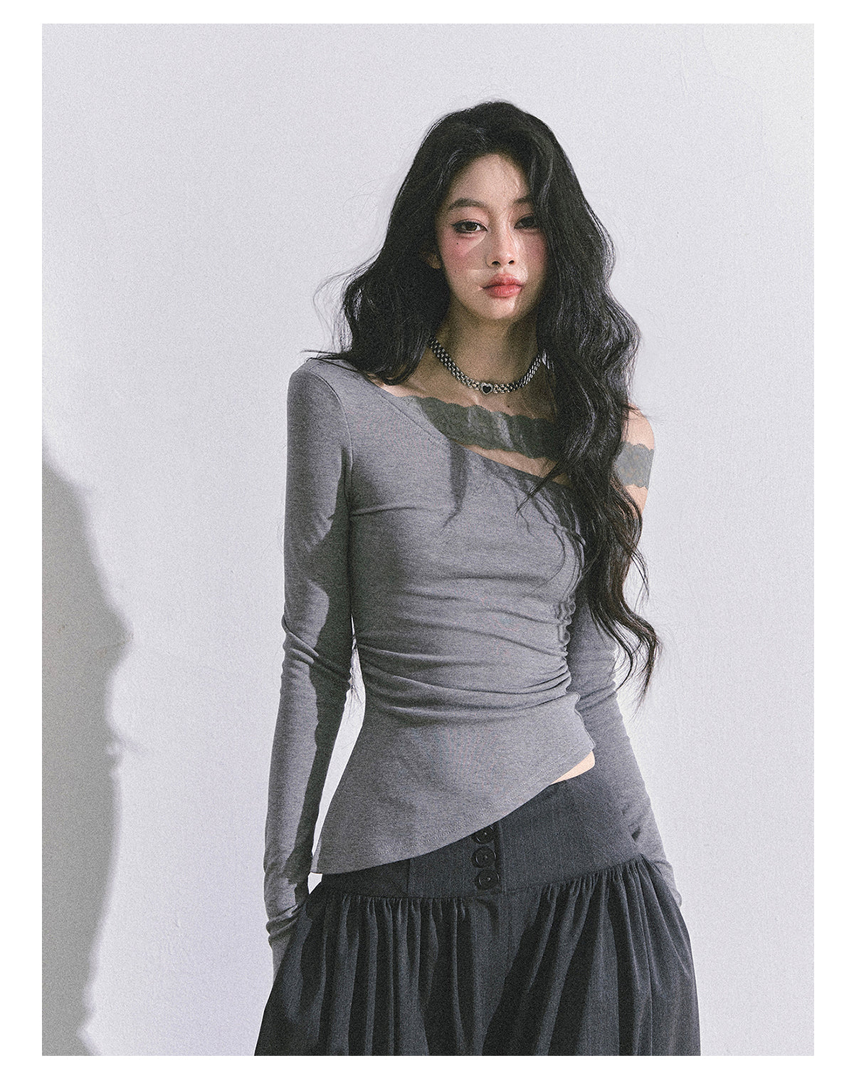 ShaoYeYan Tiny Waist Basic Long Sleeve Off-Shoulder Lace Top