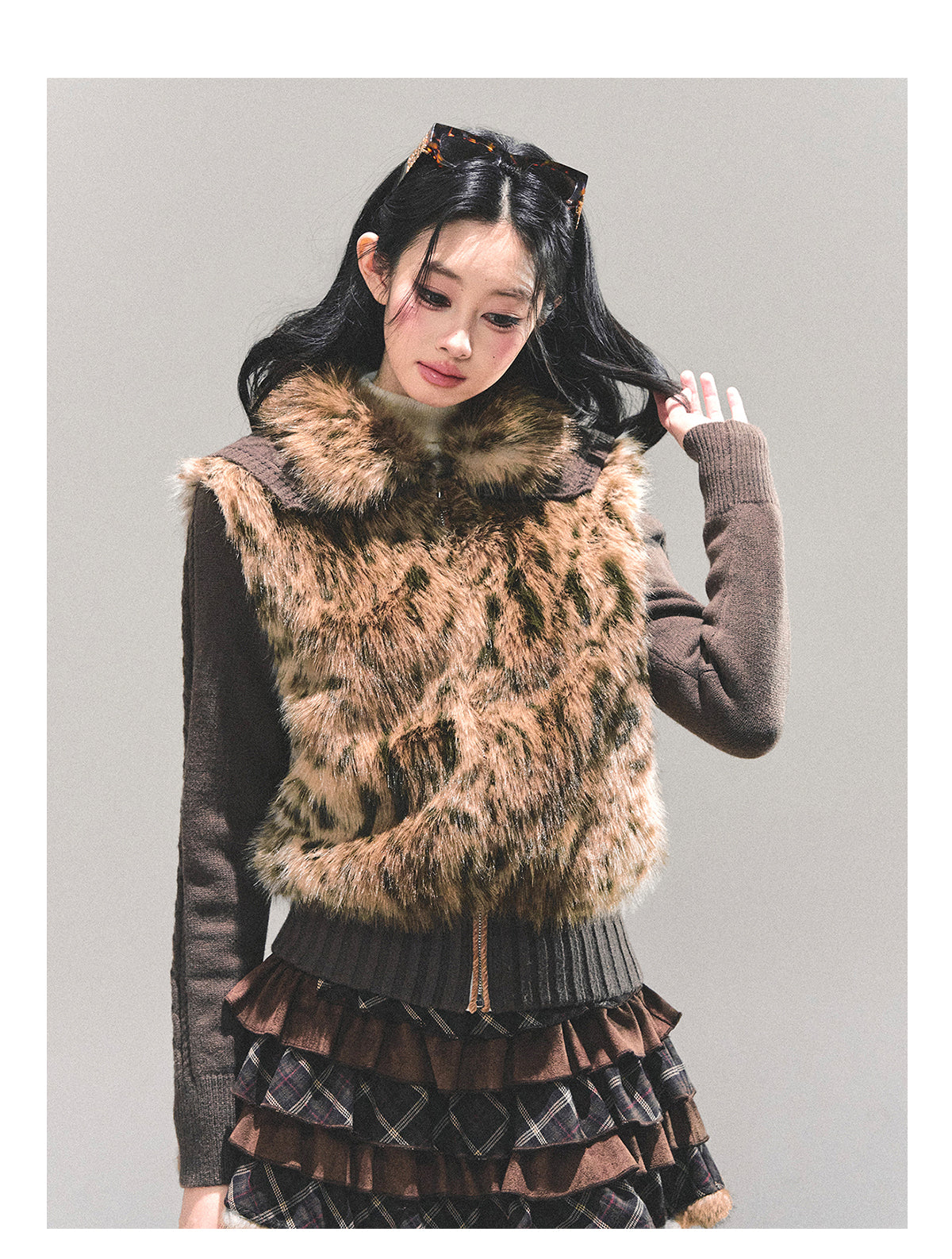 ShaoYeYan She Walks Through Wilderness Fake Two-Layer Coat