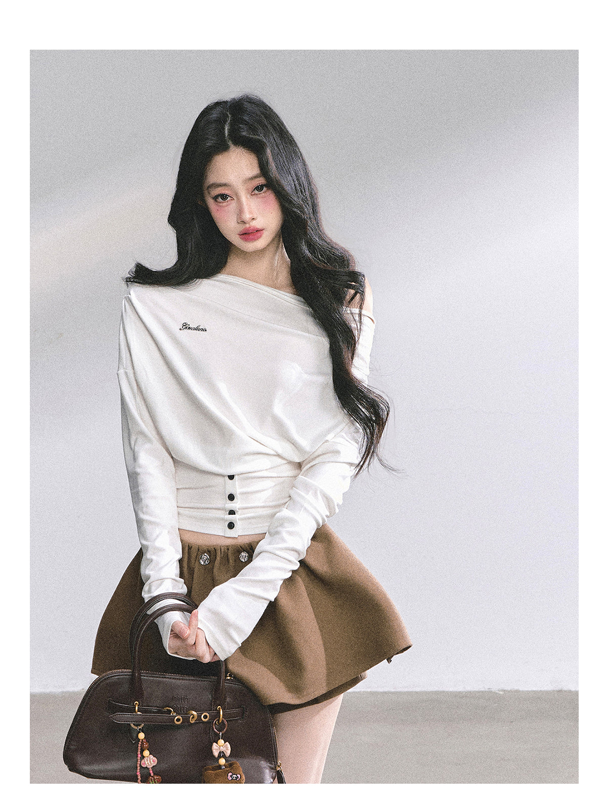 SHAOYEYAN Off-Shoulder Waist-Defining Long Sleeve Tee