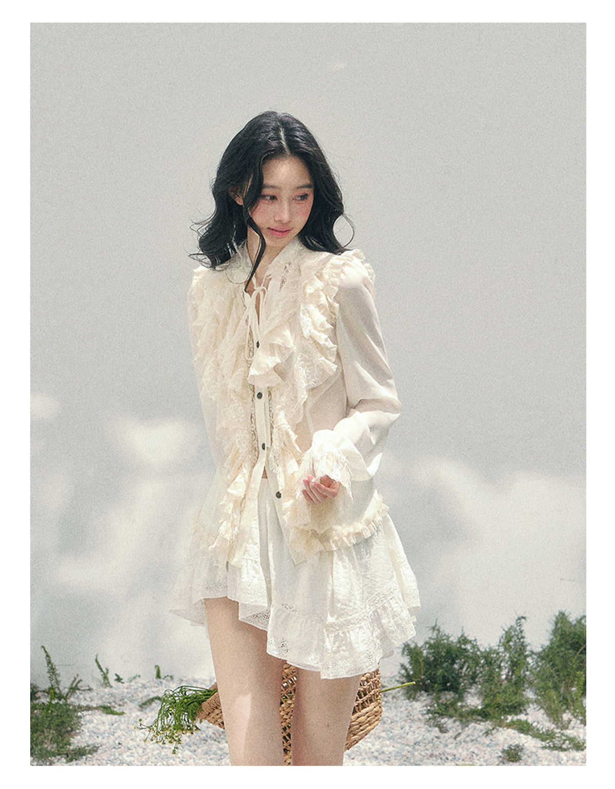 ShaoYeYan Aomalm Temperature of Memory French Court Style Ruffle Lace Blouse