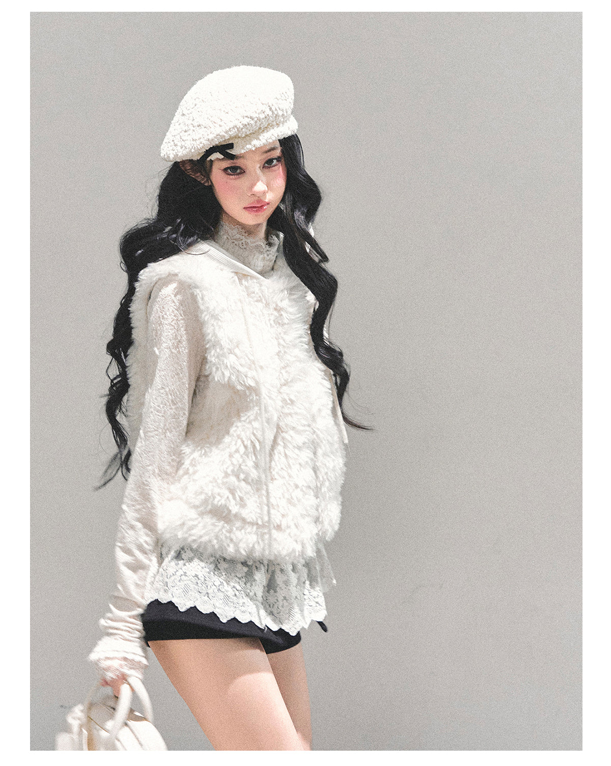 ShaoYeYan Light Snow Lamb Fur Vest
