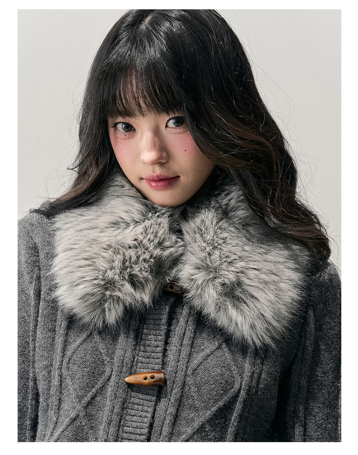 ShaoYeYan Aomalm She Turns Into Mist Cable Knit Toggle Sweater