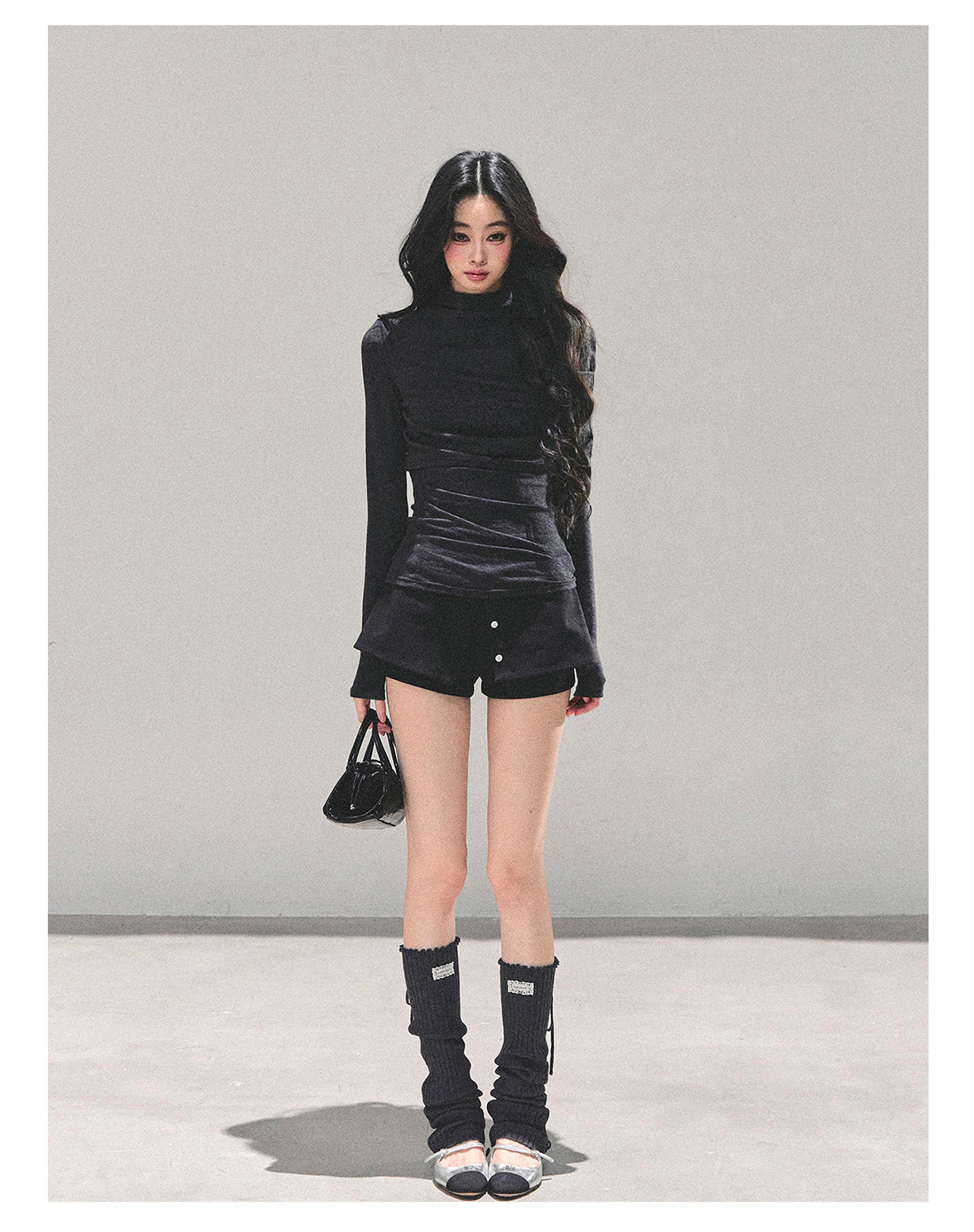 ShaoYeYan Silent Echo Semi-Turtleneck Base Layer