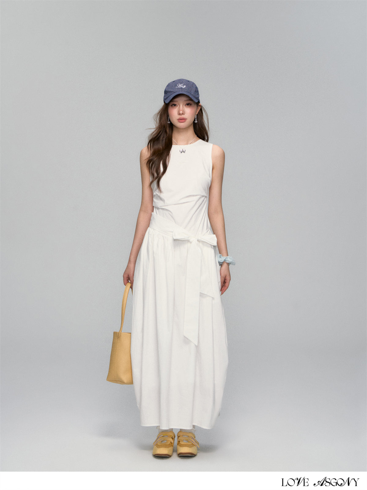 AsGony Minimalist Sleeveless Tie-Front Dress