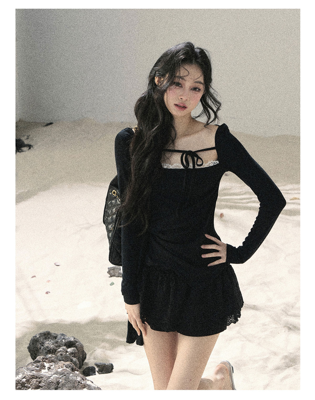 ShaoYeYan Aomalm Suspended Moonlight Long Sleeve Square Neck Lace Top