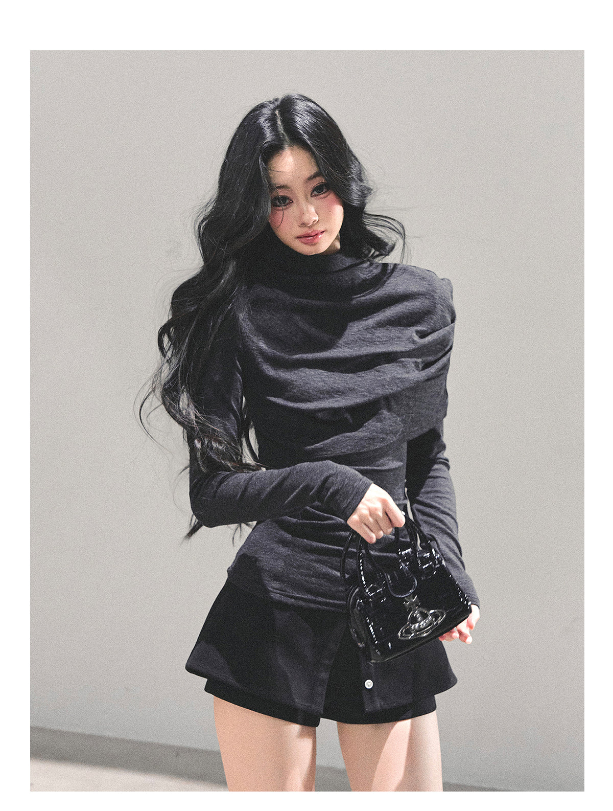 ShaoYeYan Silent Echo Semi-Turtleneck Base Layer