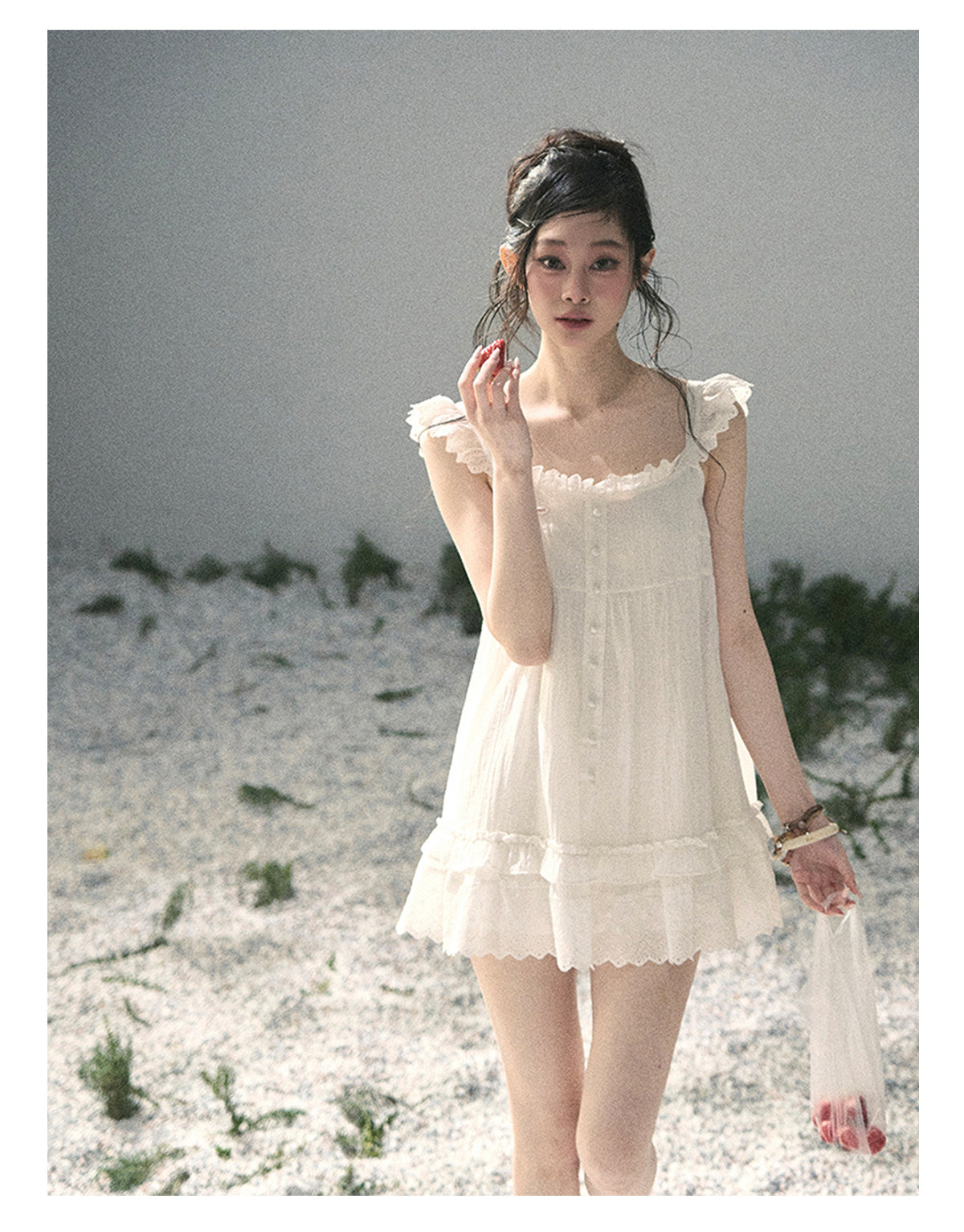 ShaoYeYan Aomalm Fragments of Light Adorn the Hem French Butterfly Sleeve Lace Dress