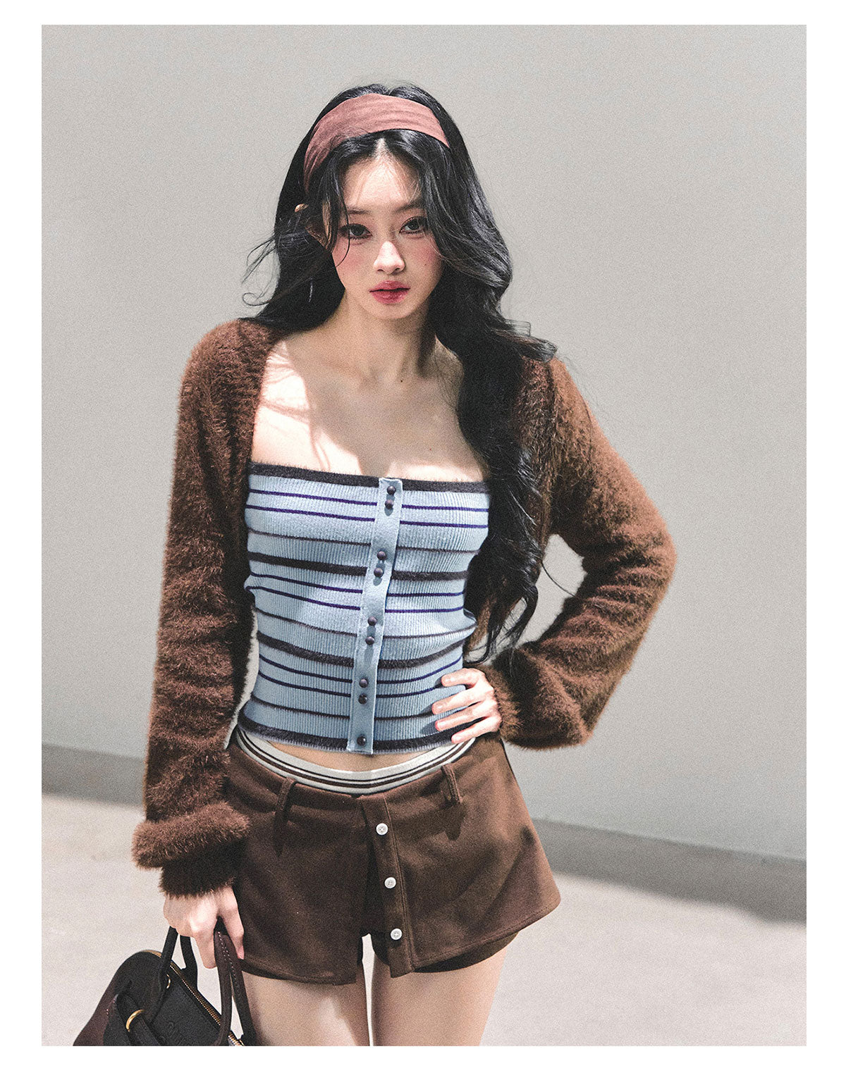 ShaoYeYan Untitled Blue Off-Shoulder Striped T-Shirt