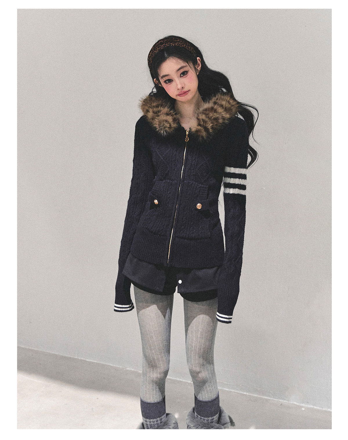 ShaoYeYan Only She Walked By Hooded Sweater