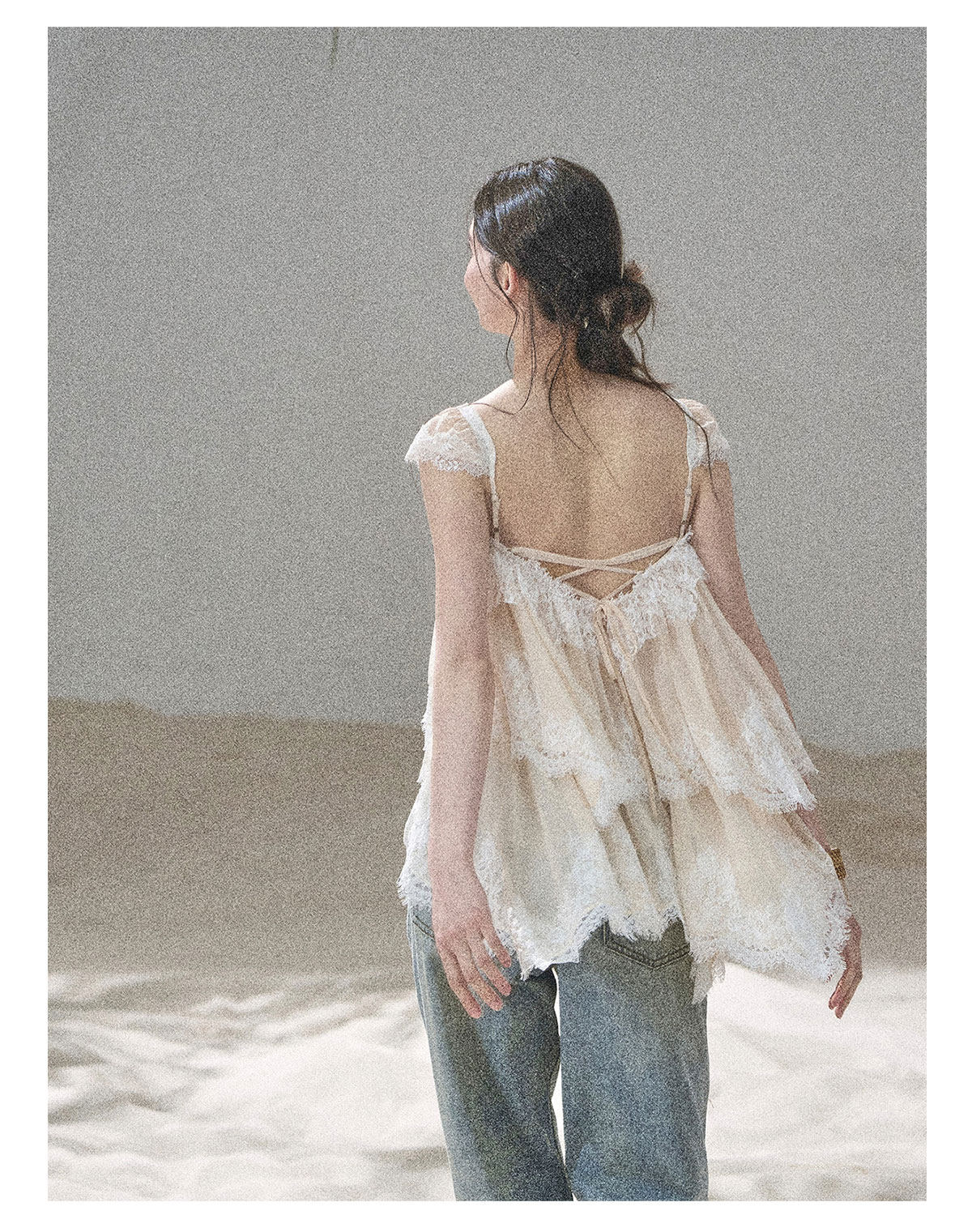 ShaoYeYan Aomalm Freedom of the Sea Breeze Asymmetric French Lace Mesh Top