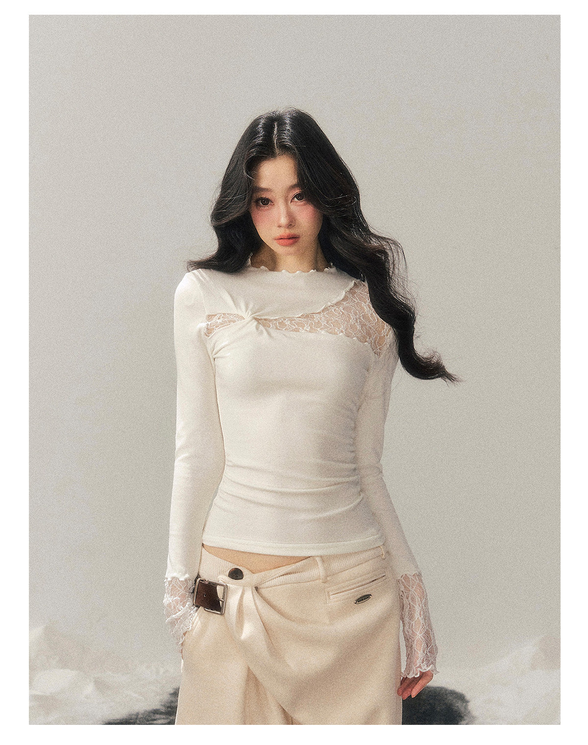 ShaoYeYan Aomalm Reality and Illusion Intertwined Semi-Turtleneck Lace Top