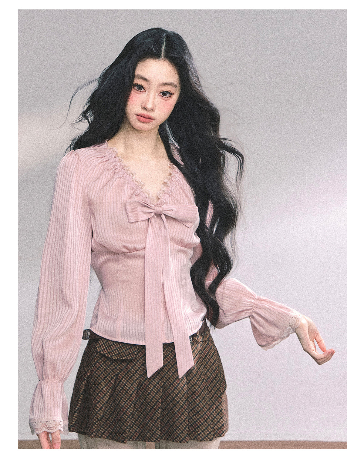 ShaoYeYan Lori Sweet Charm Slim Pink Lace Blouse