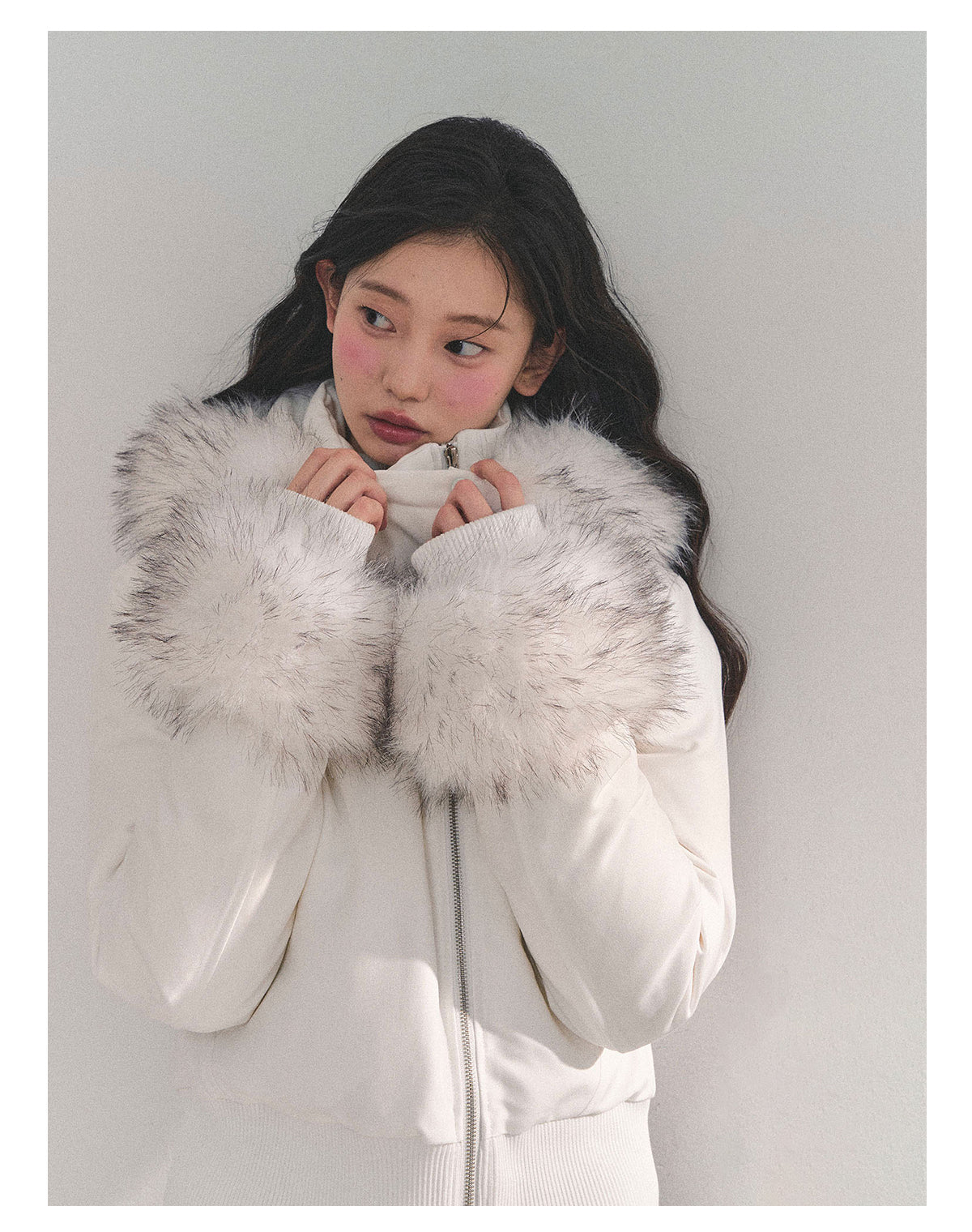 ShaoYeYan Weightless Monologue Hooded Down Jacket