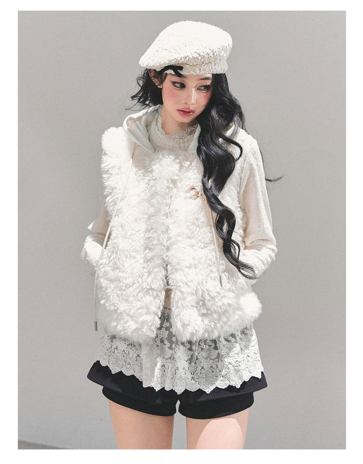 ShaoYeYan Light Snow Lamb Fur Vest
