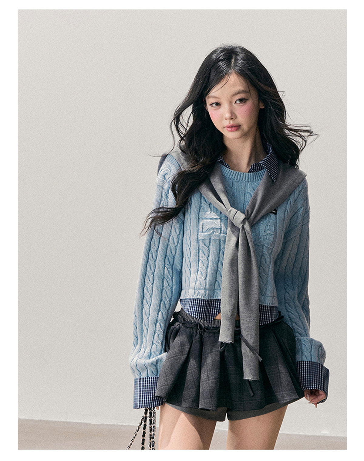 ShaoYeYan Aomalm Suspended Blue Fake Two-Layer Wool Sweater