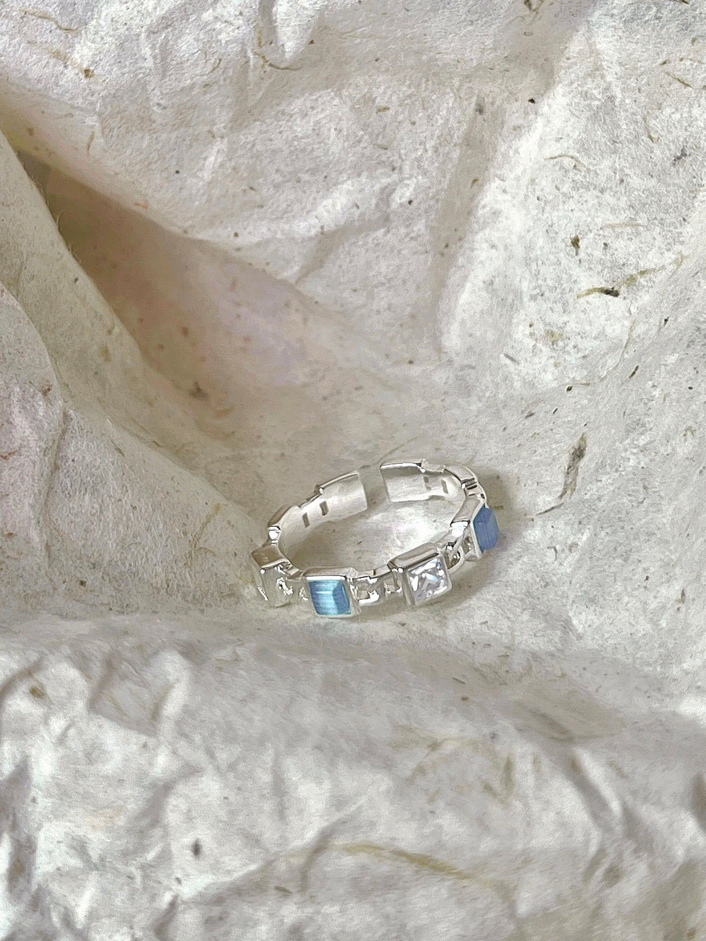 VIGVOG Geometric Pearl Ring
