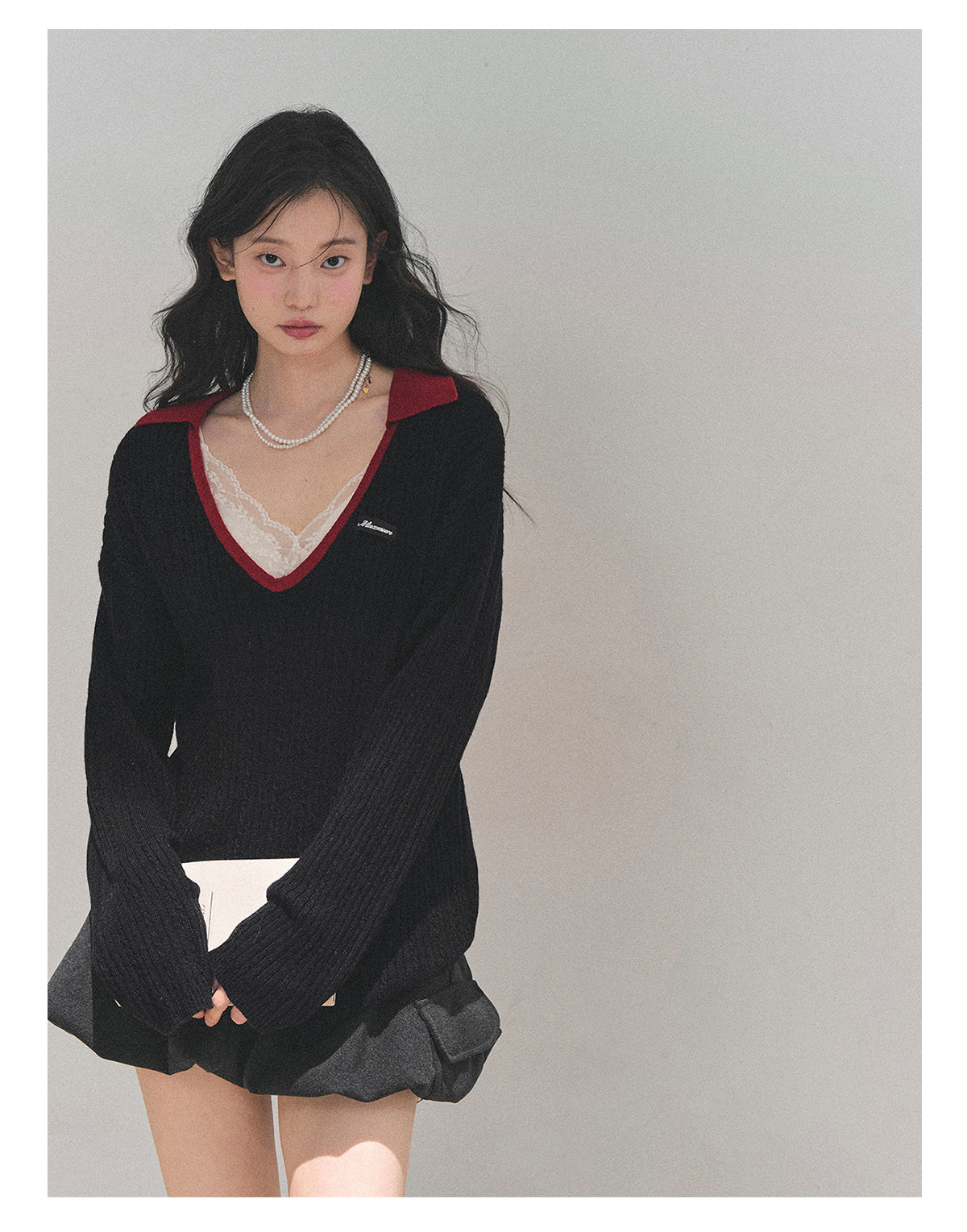 ShaoYeYan Aomalm Before Night Melts V-Neck Wool Sweater