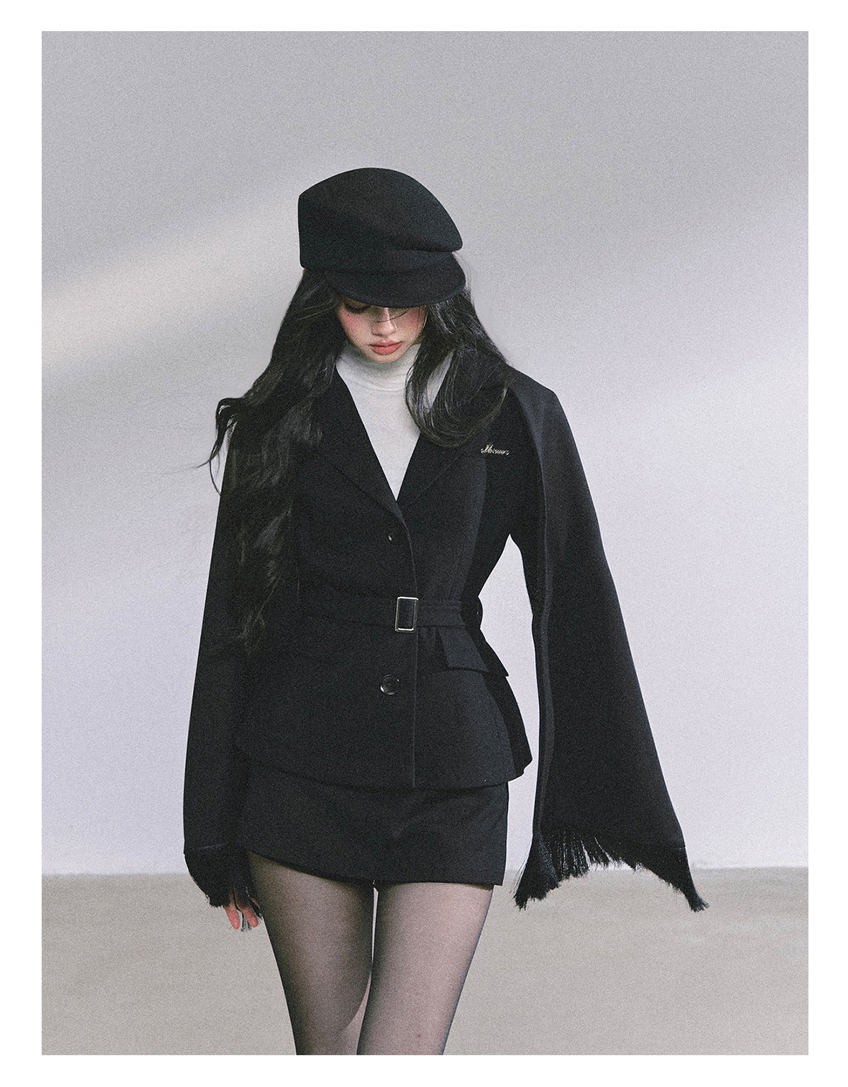 ShaoYeYan Minimalist Versatile Semi-Turtleneck Base Layer