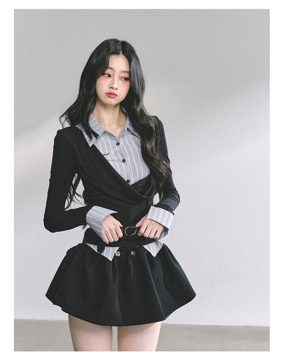 SHAOYEYAN Mock Two-Layer Waist-Defining Striped Tee