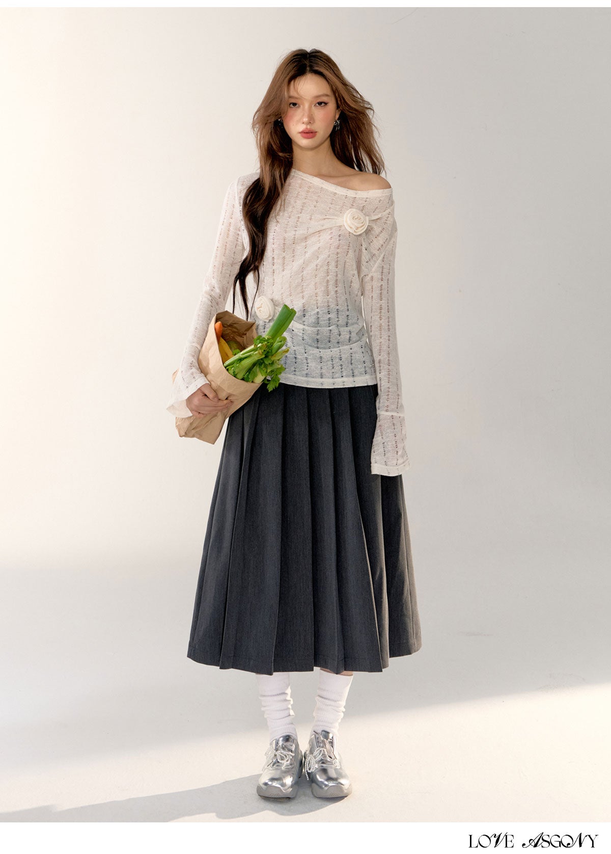 AsGony Hollow-Knit 3D Floral Sweater