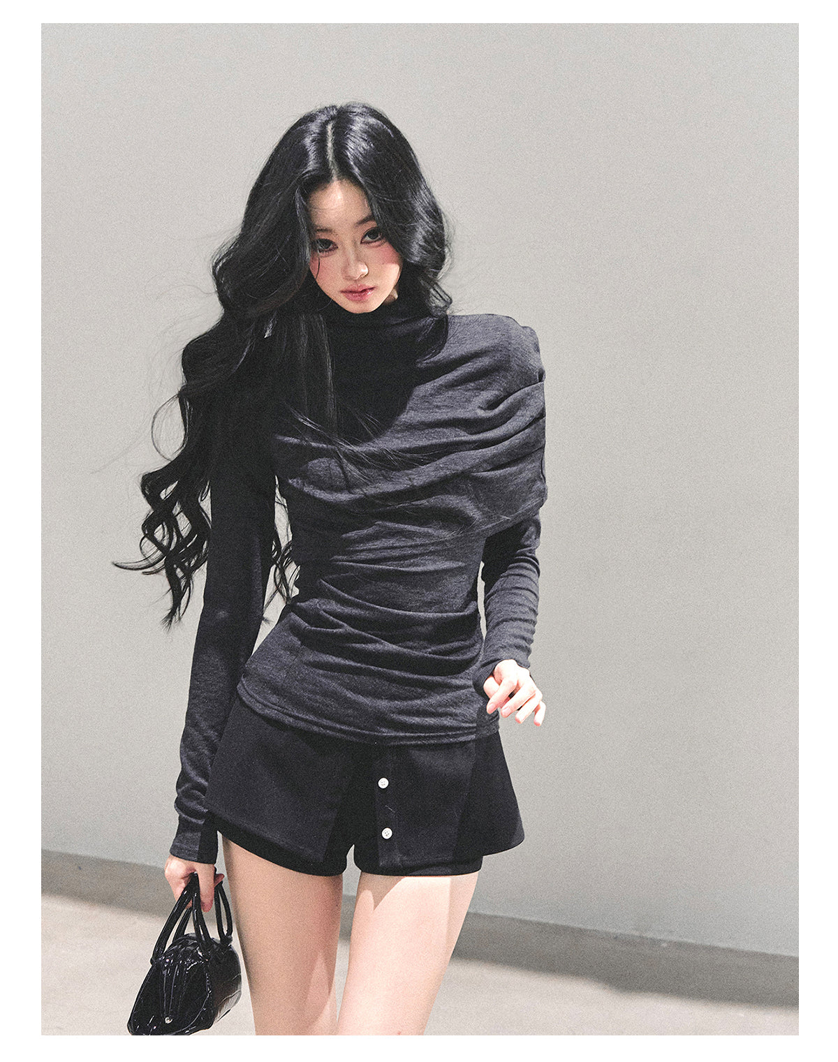 ShaoYeYan Silent Echo Semi-Turtleneck Base Layer