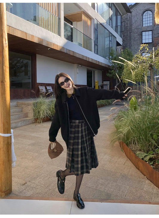 Pusumede Plaid Pleated Midi Skirt