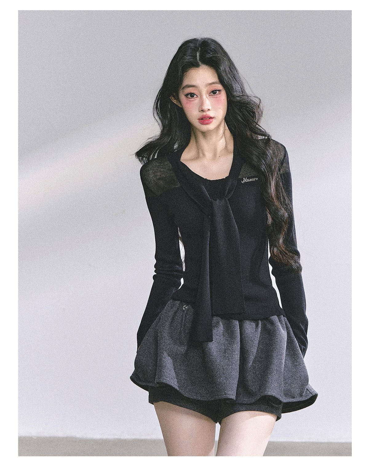 SHAOYEYAN Black Knitted Long Sleeve T-Shirt