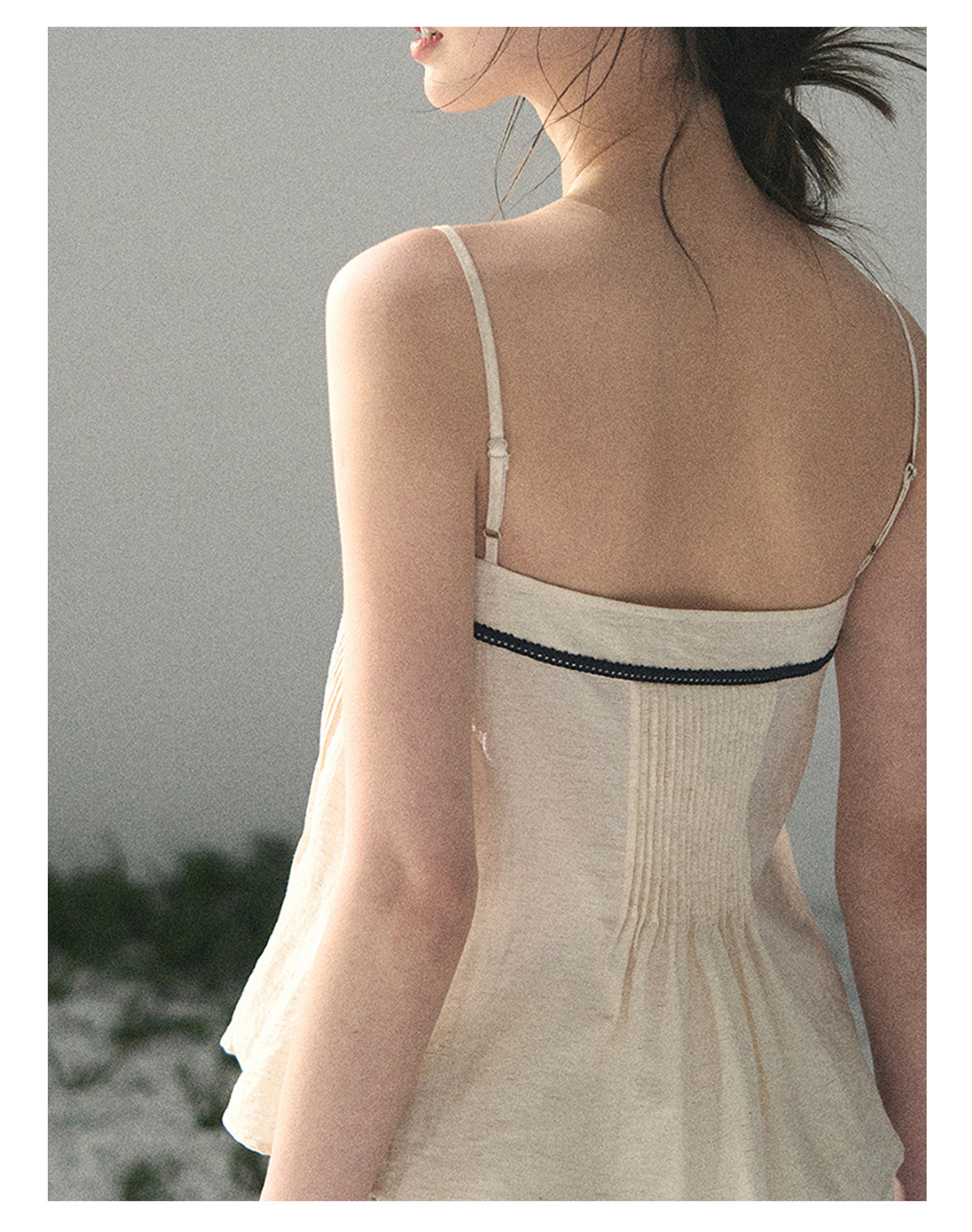 ShaoYeYan Aomalm Gentle Wind Smooths Wrinkles Off-Shoulder French Cami