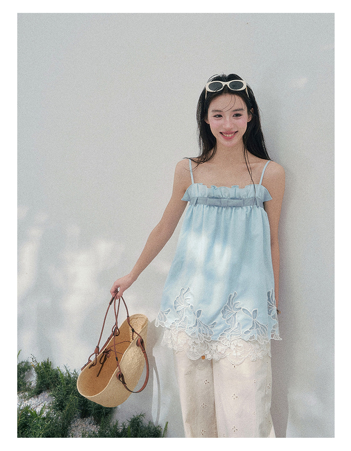 ShaoYeYan Aomalm Summer Like a Bouquet Off-Shoulder French Lace Cami