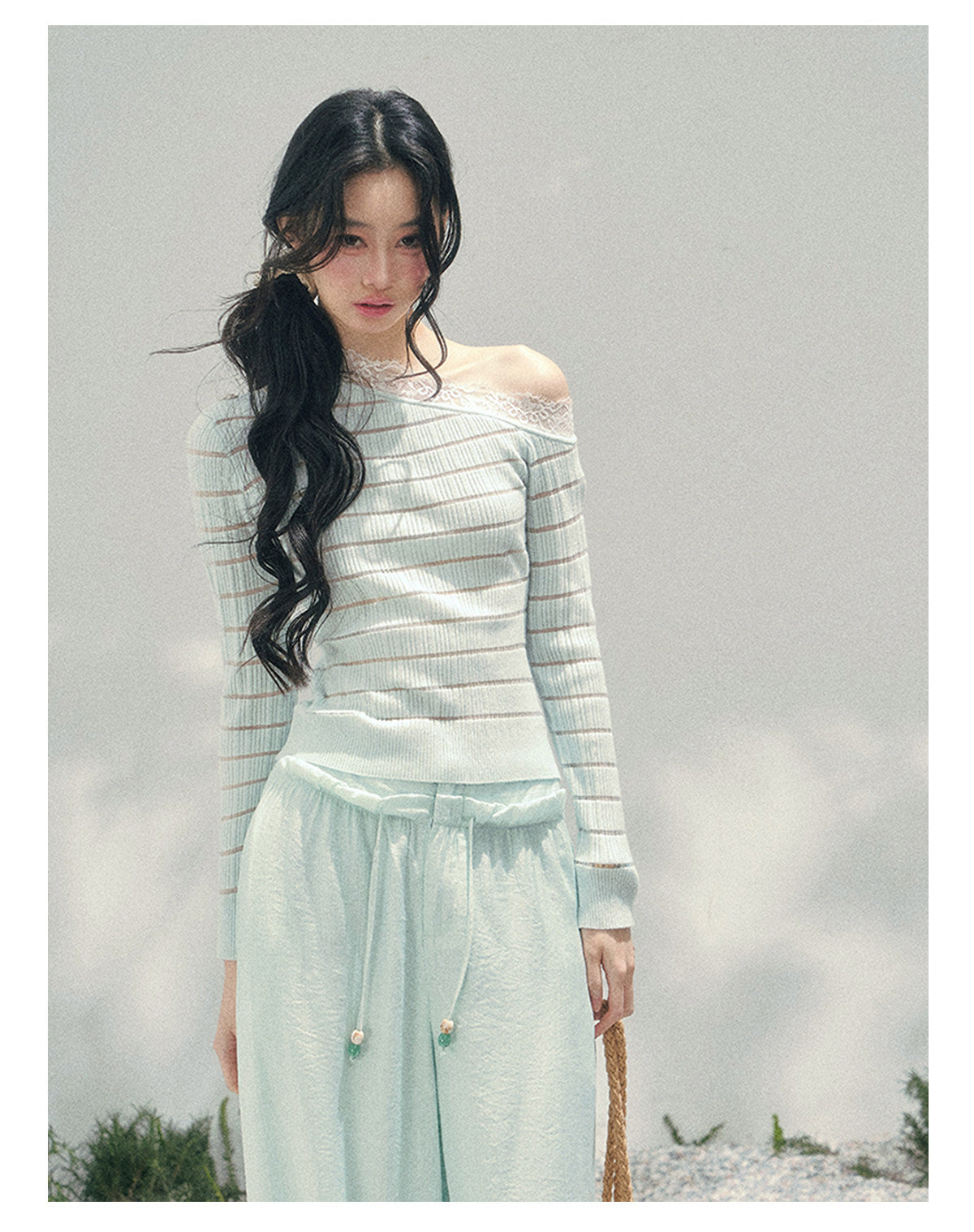 ShaoYeYan Aomalm Gentle Glance Knit Lace Top